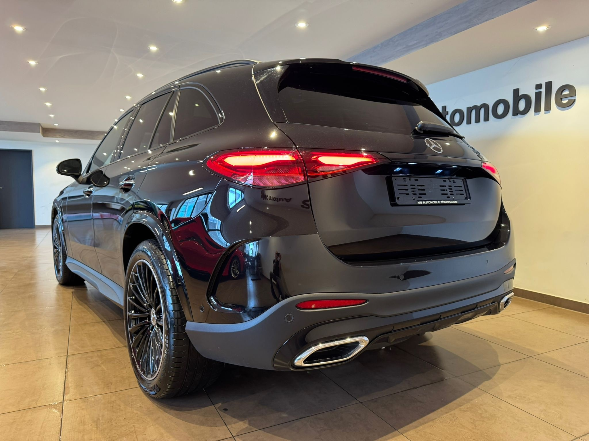 listing desktop thumbnail image 5