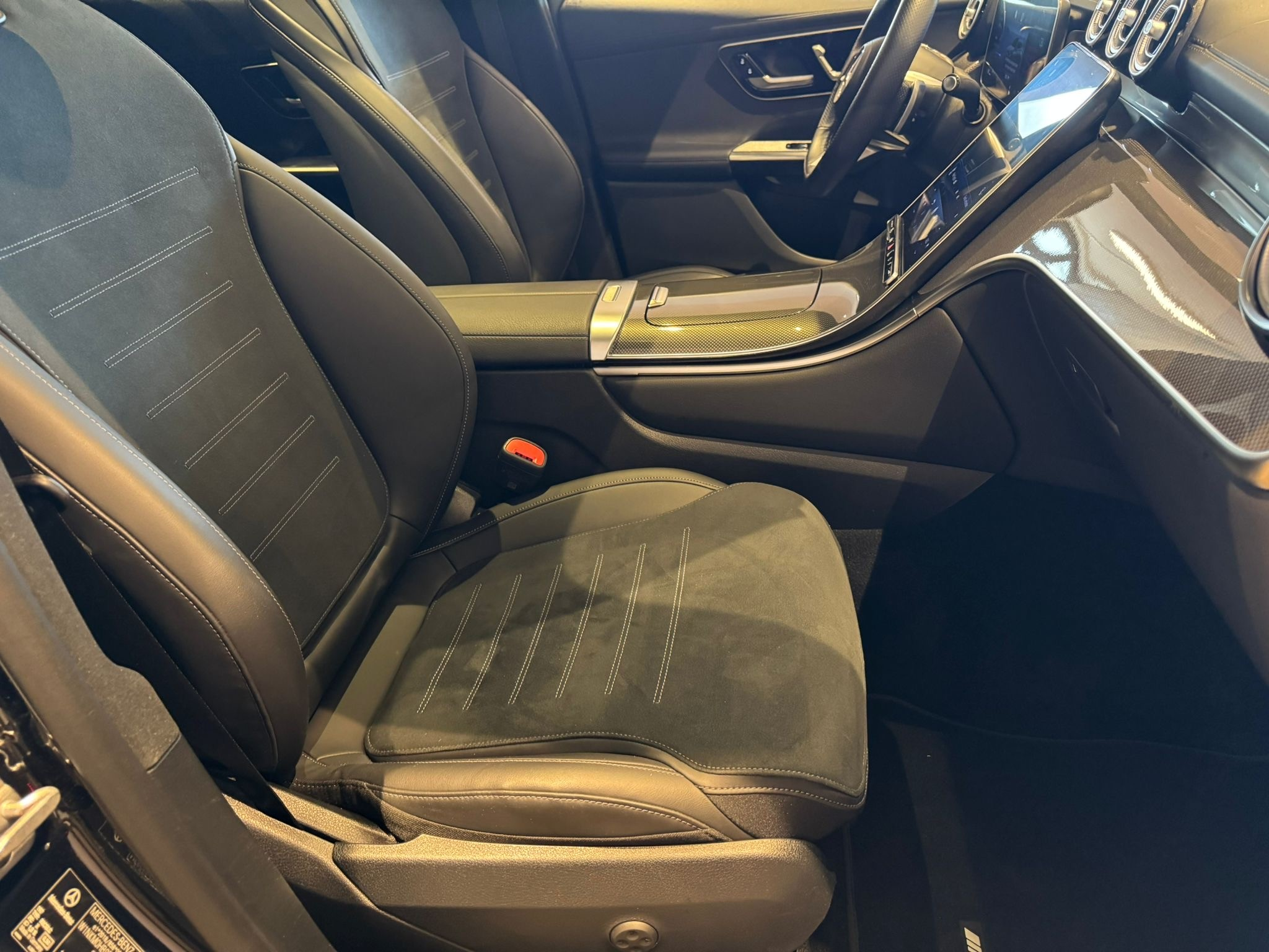 listing desktop thumbnail image 10