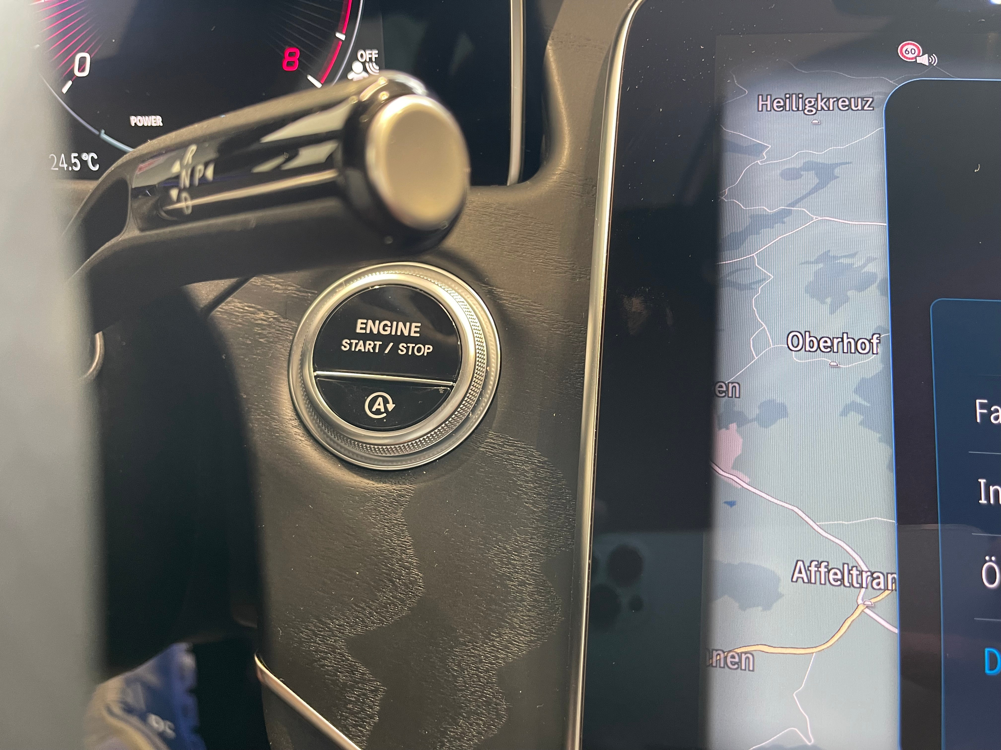 listing desktop thumbnail image 25