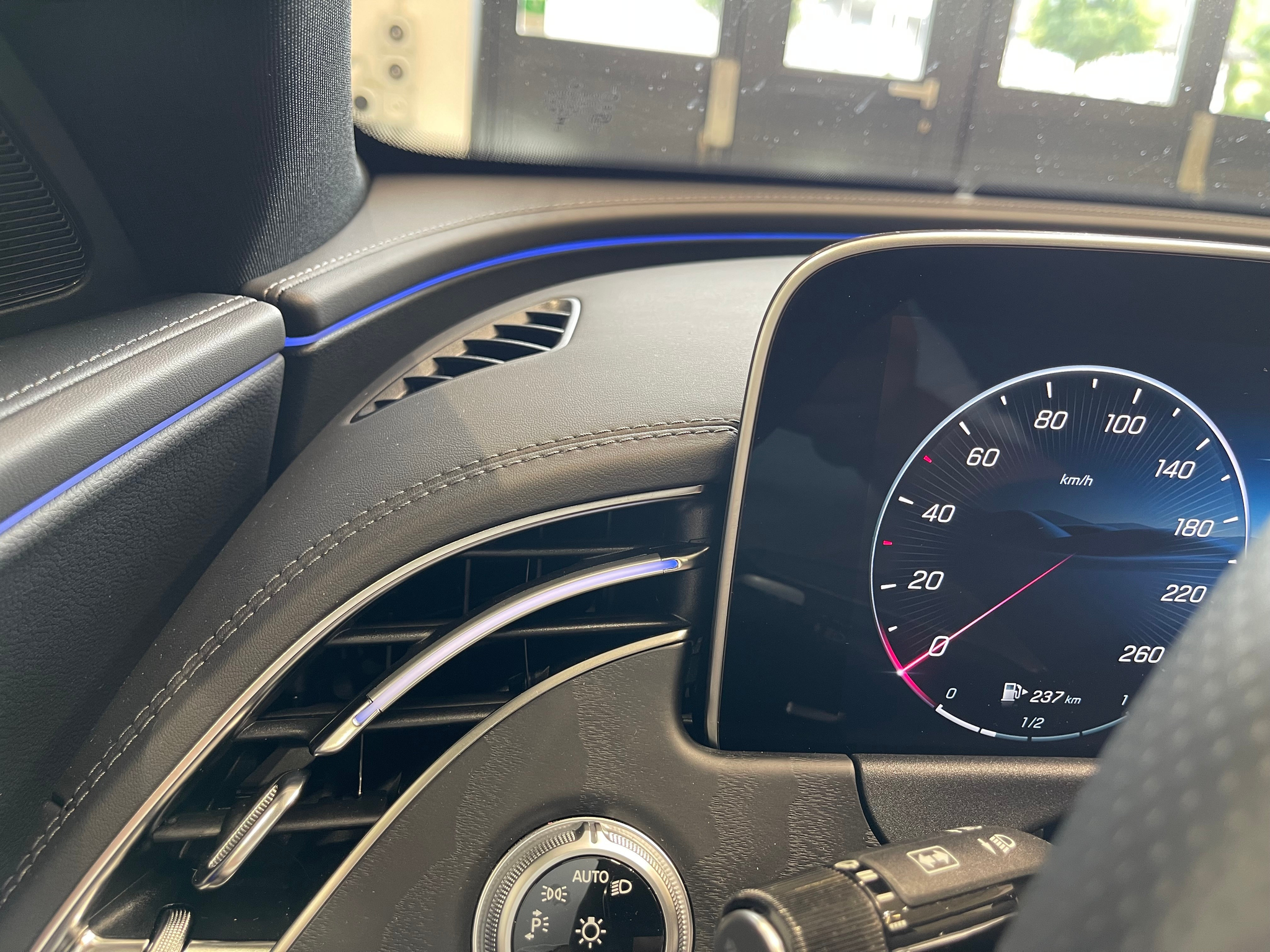 listing desktop thumbnail image 26