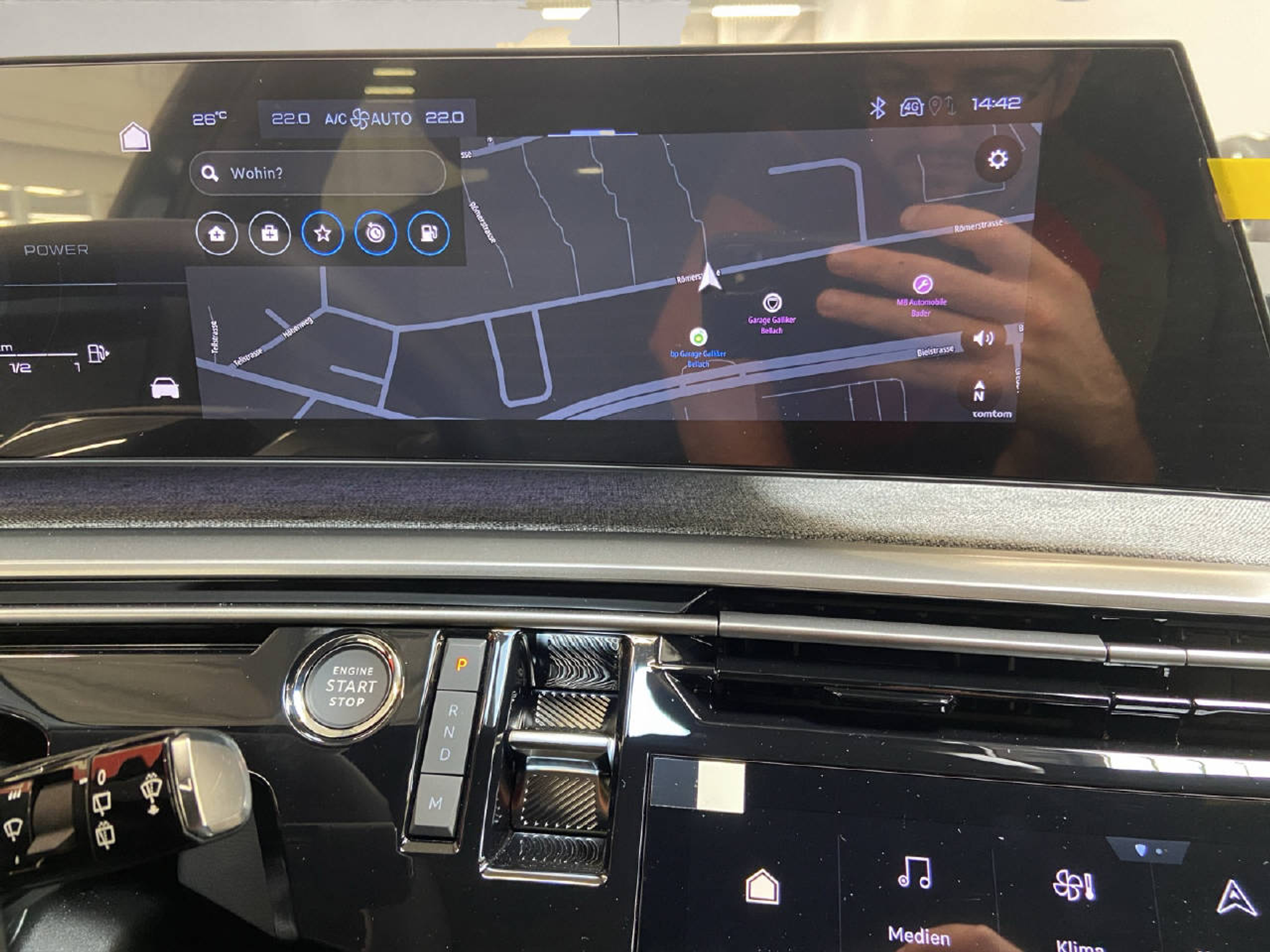 listing desktop thumbnail image 7