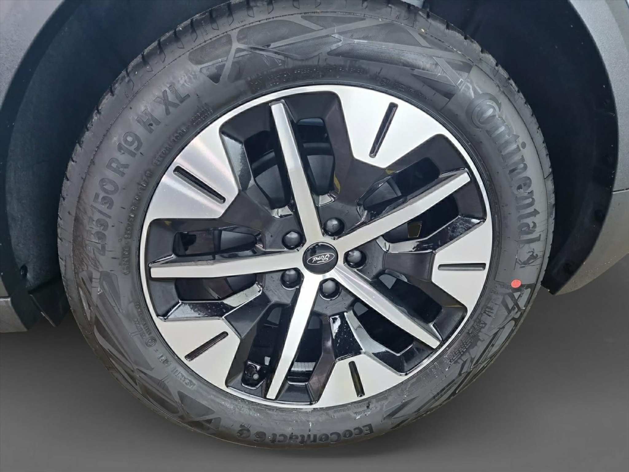 listing desktop thumbnail image 15