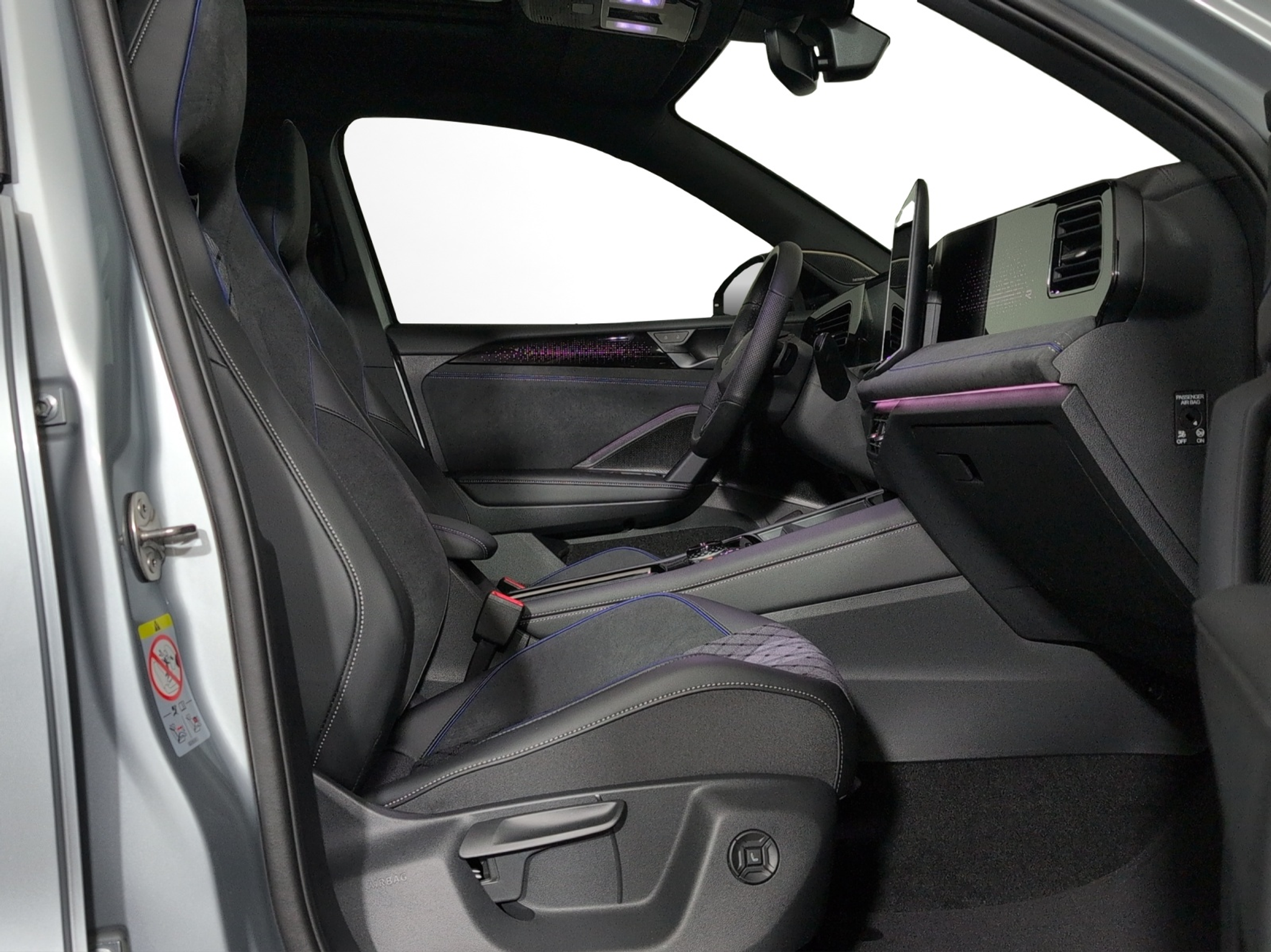 listing desktop thumbnail image 6