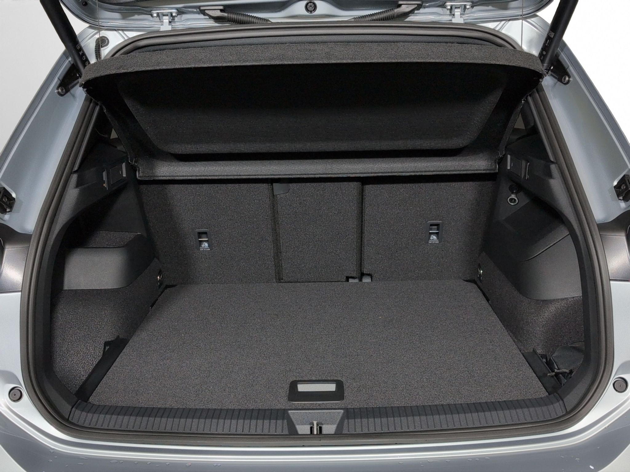 listing desktop thumbnail image 15