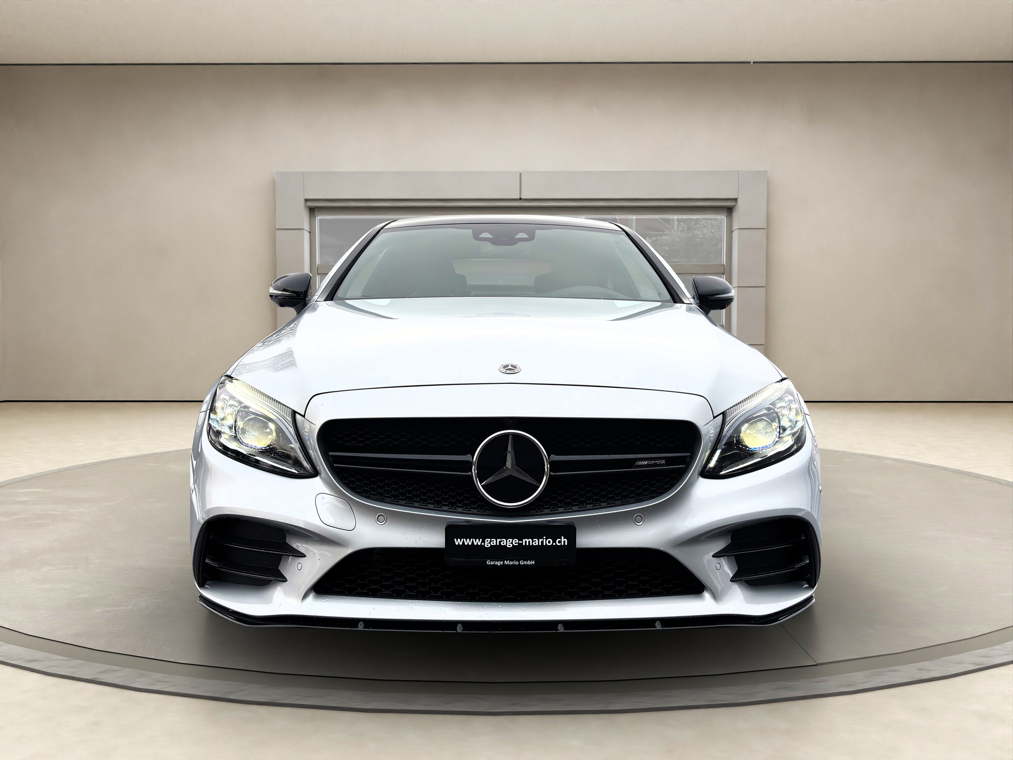 listing desktop thumbnail image 1