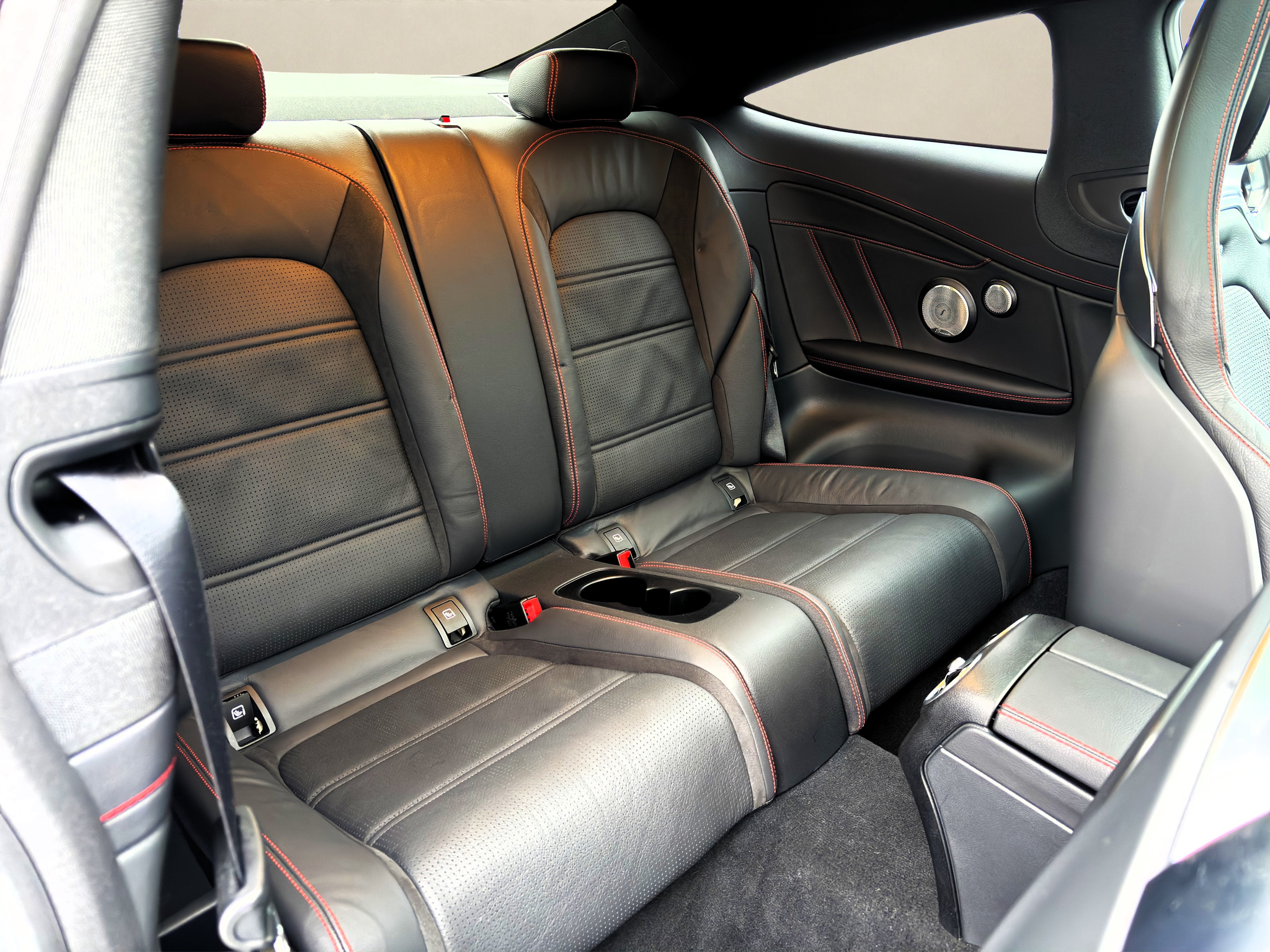 listing desktop thumbnail image 14