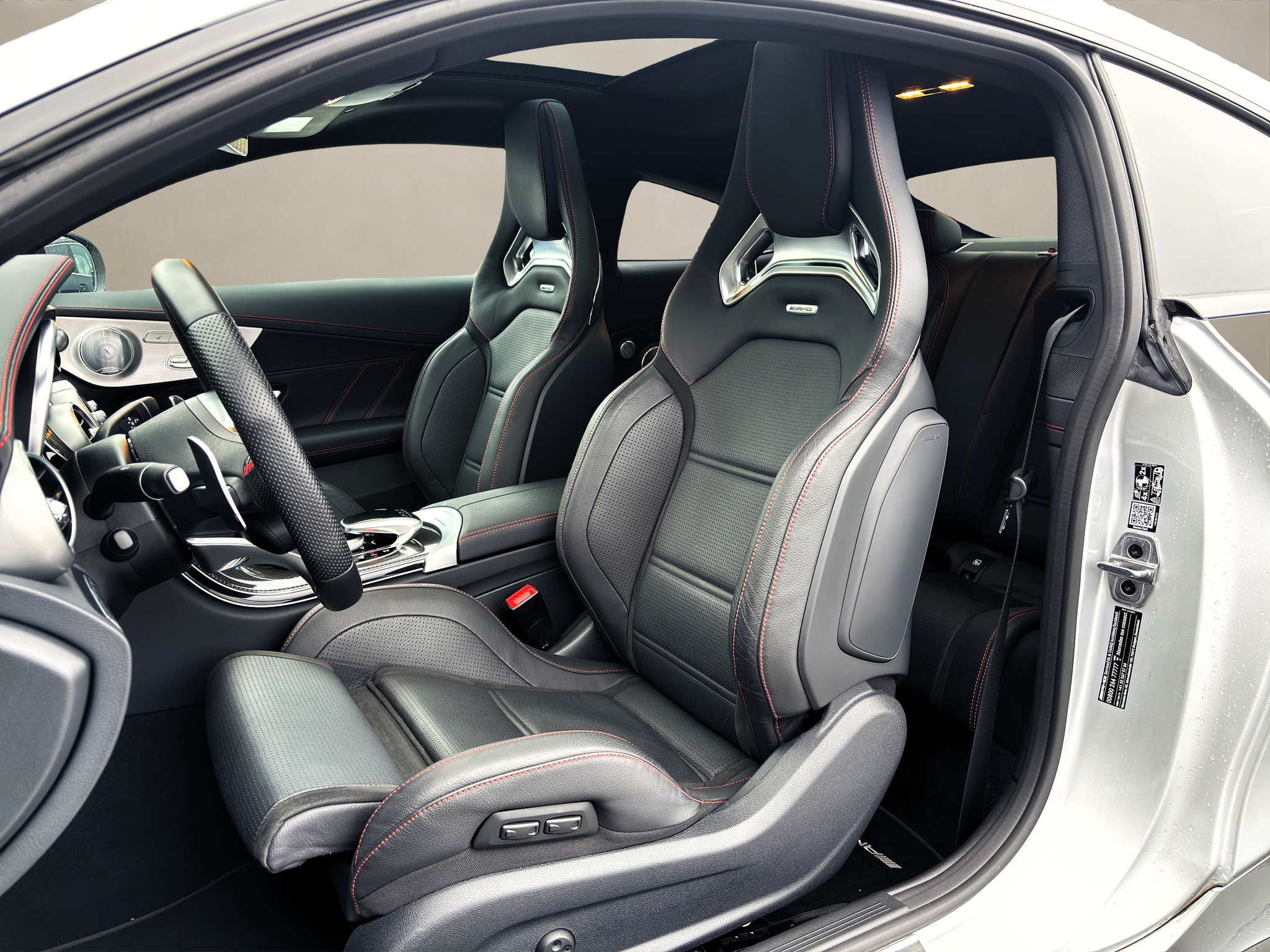 listing desktop thumbnail image 8