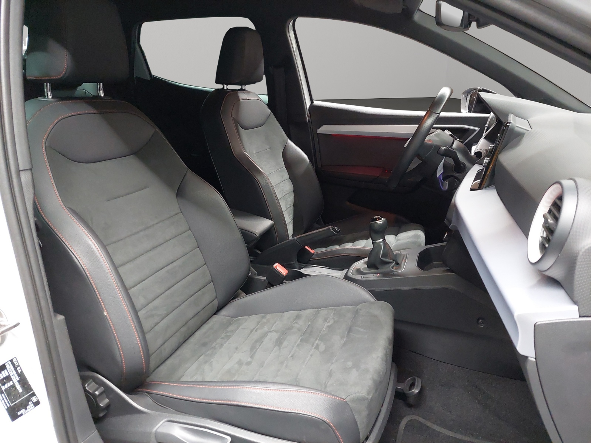 listing desktop thumbnail image 8