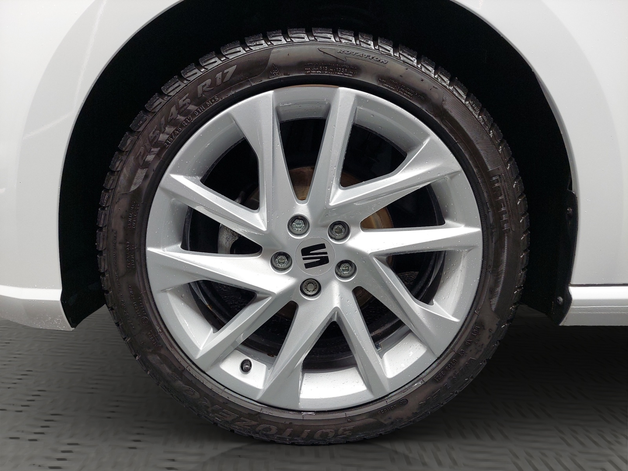 listing desktop thumbnail image 11