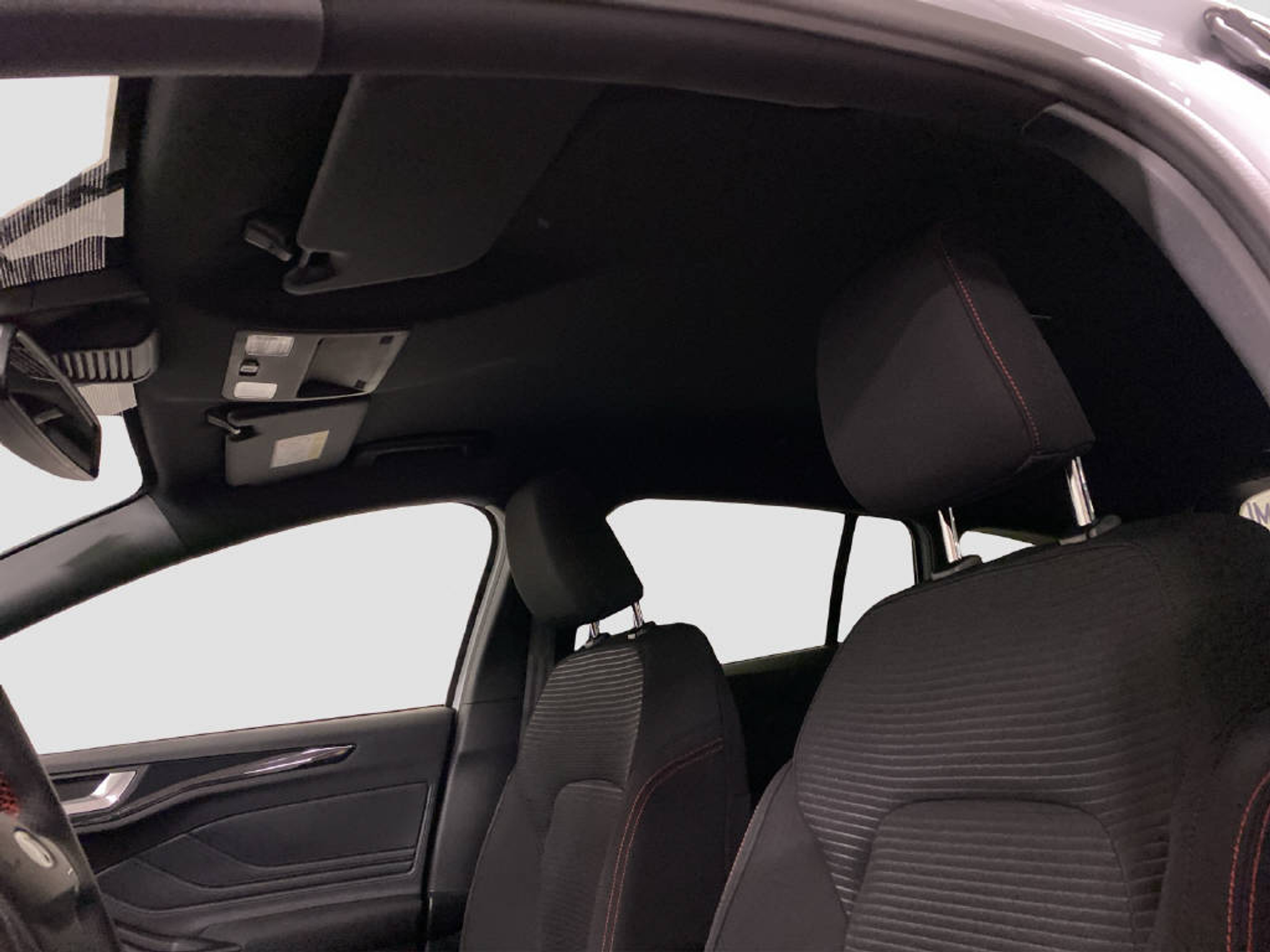 listing desktop thumbnail image 6