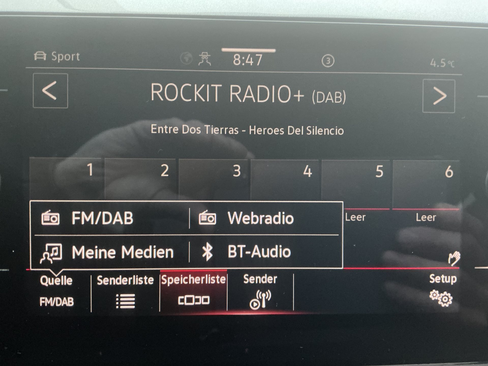 listing desktop thumbnail image 18