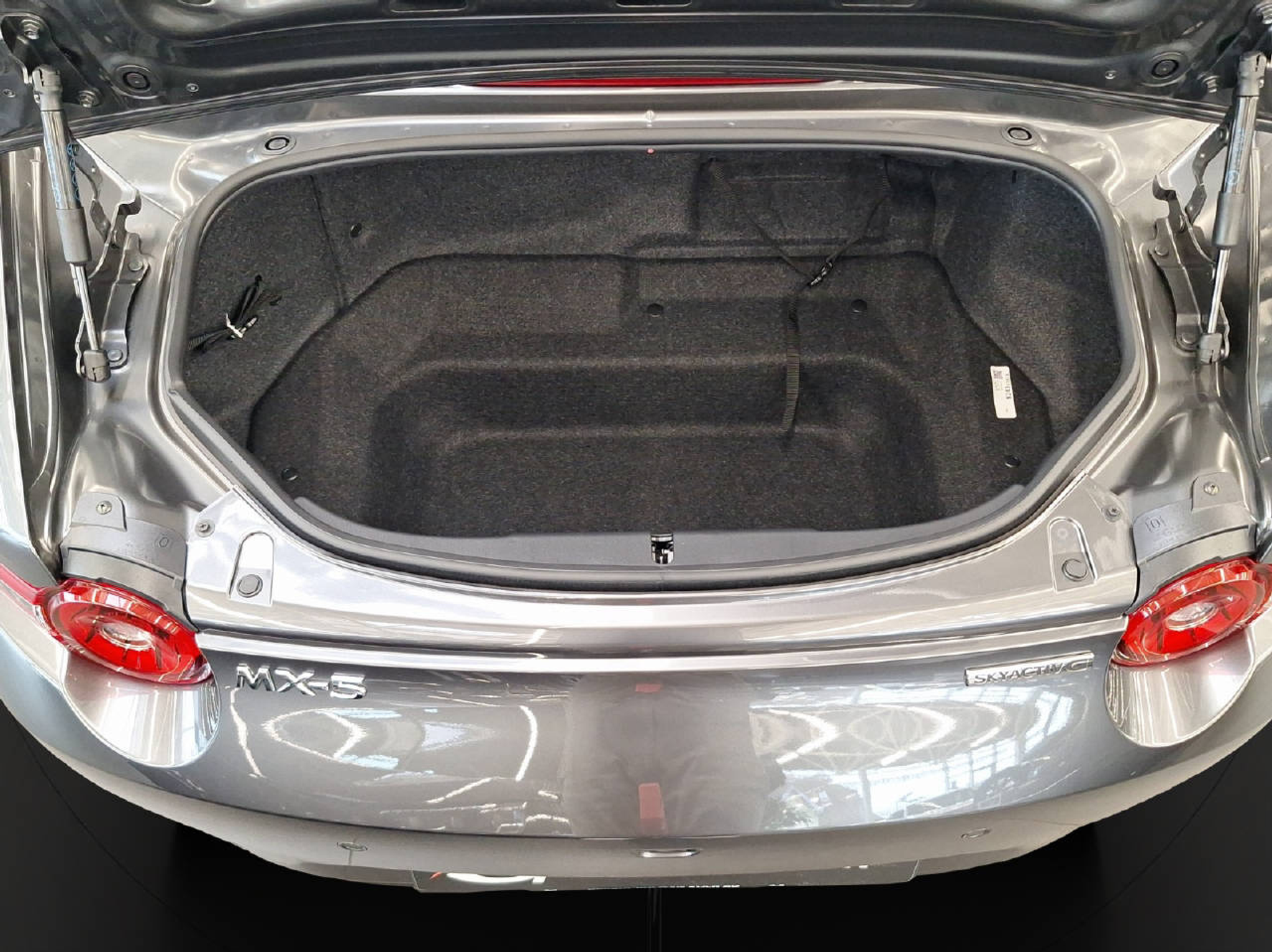 listing desktop thumbnail image 16