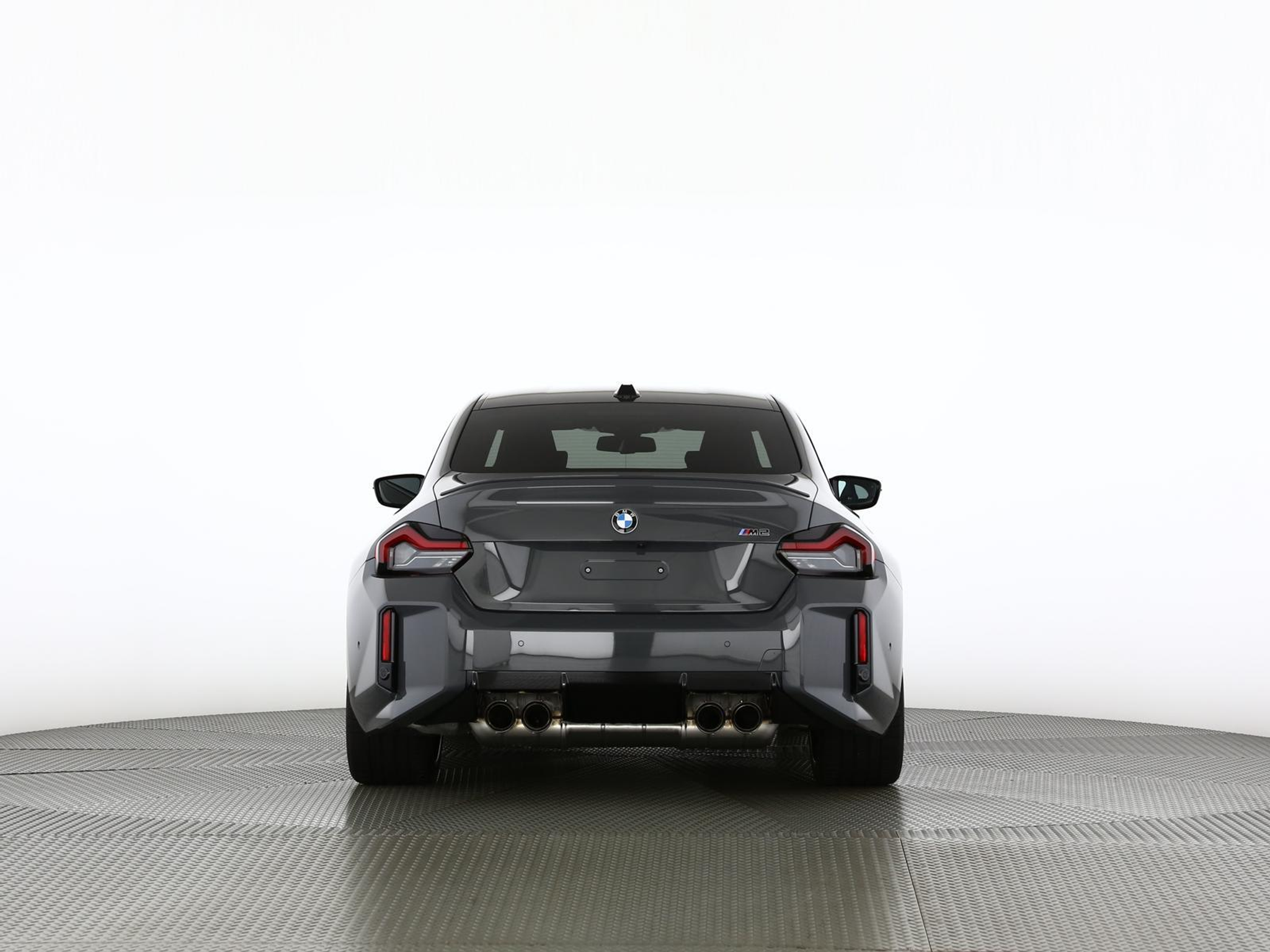 listing desktop thumbnail image 3