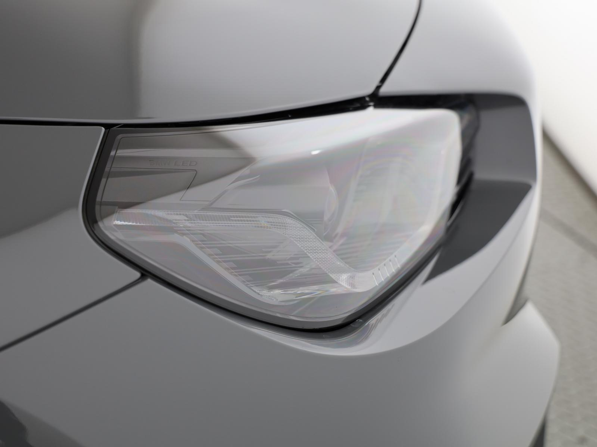 listing desktop thumbnail image 5