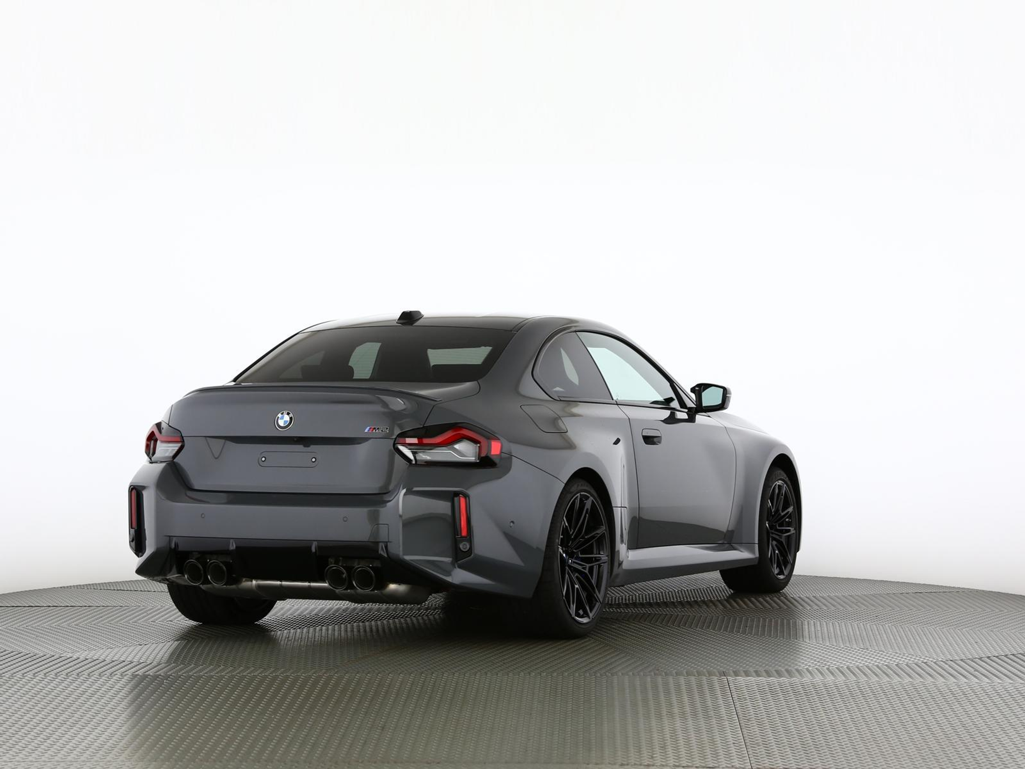 listing desktop thumbnail image 1