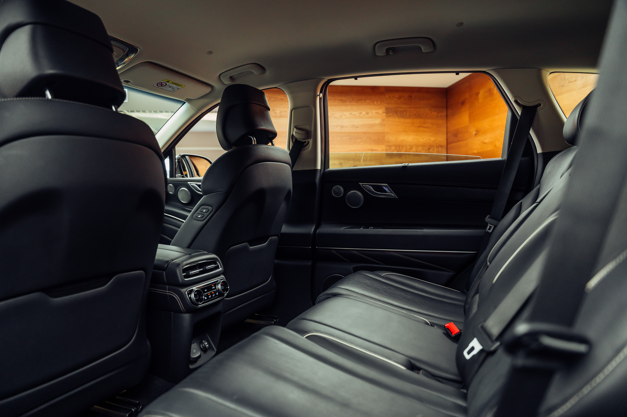 listing desktop thumbnail image 8