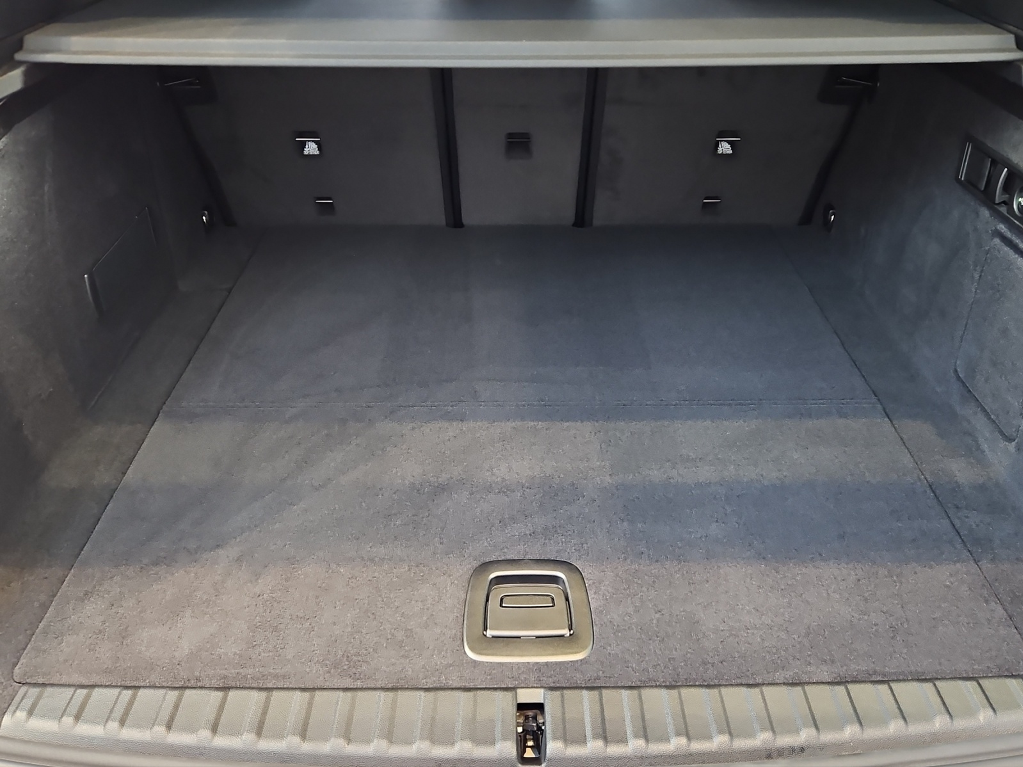 listing desktop thumbnail image 14