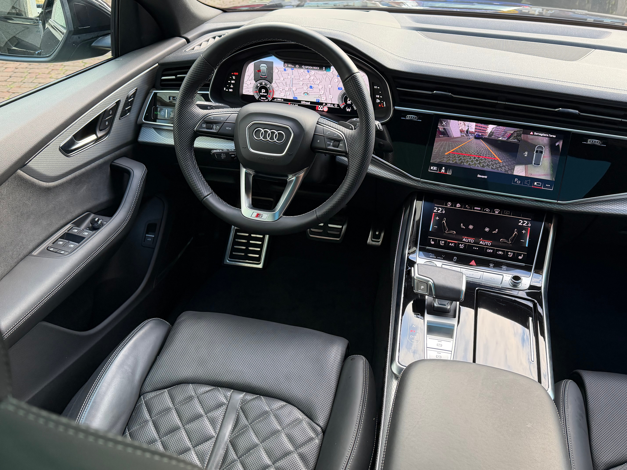 listing desktop thumbnail image 10