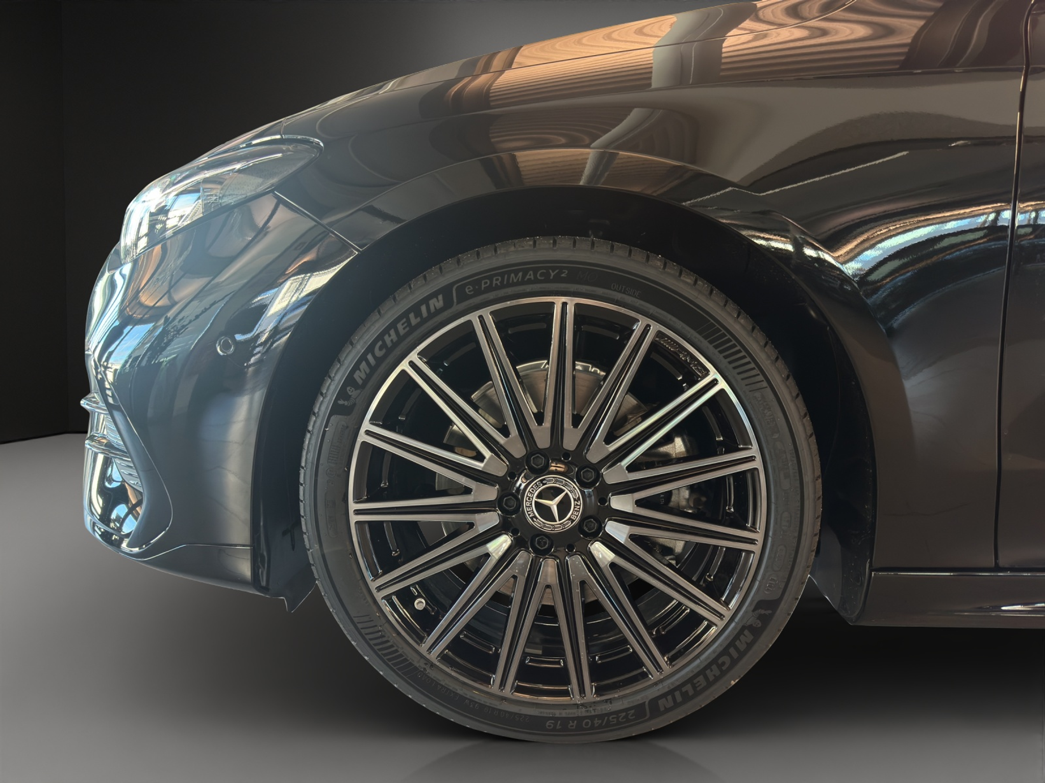 listing desktop thumbnail image 7