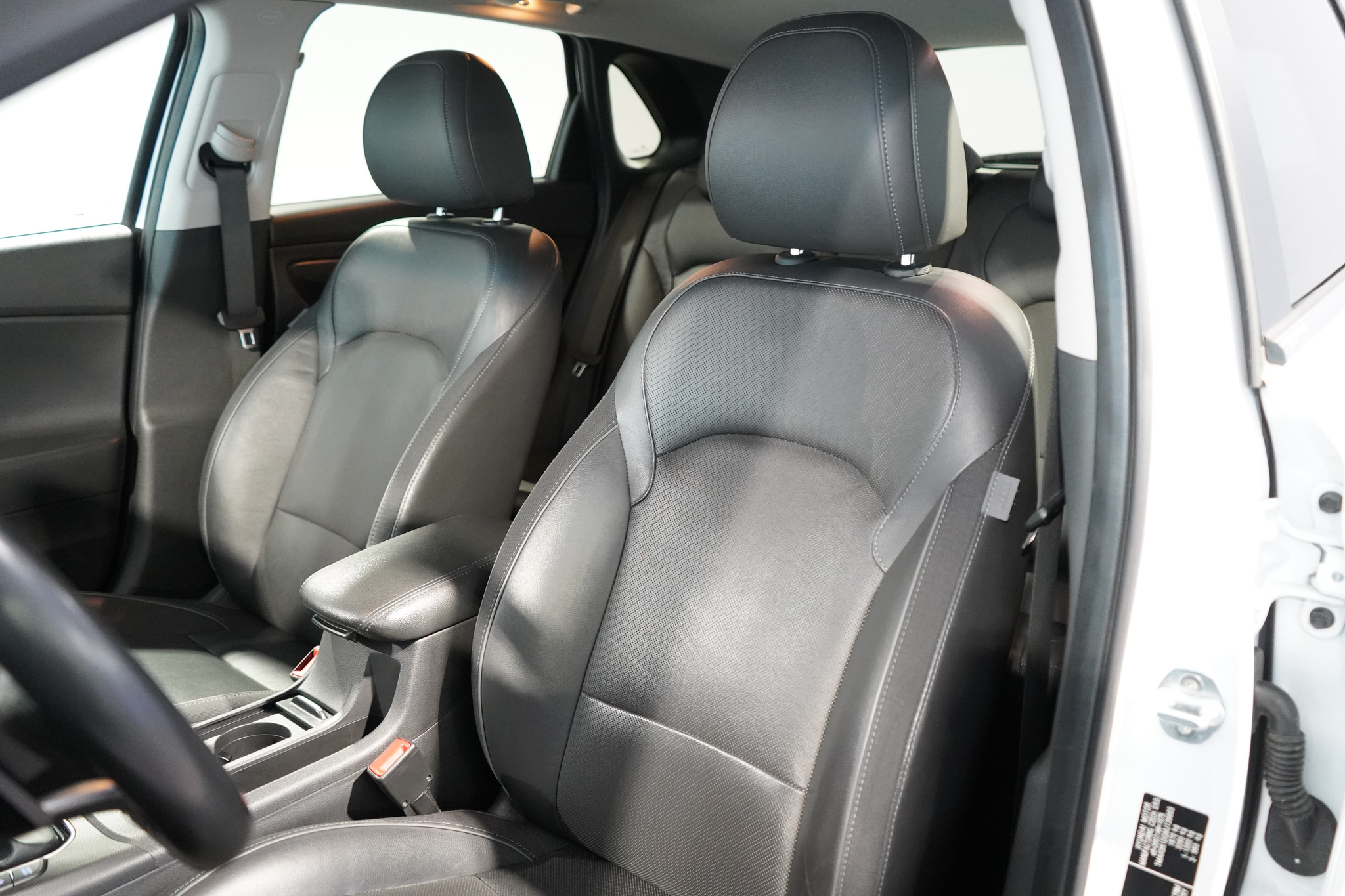 listing desktop thumbnail image 5