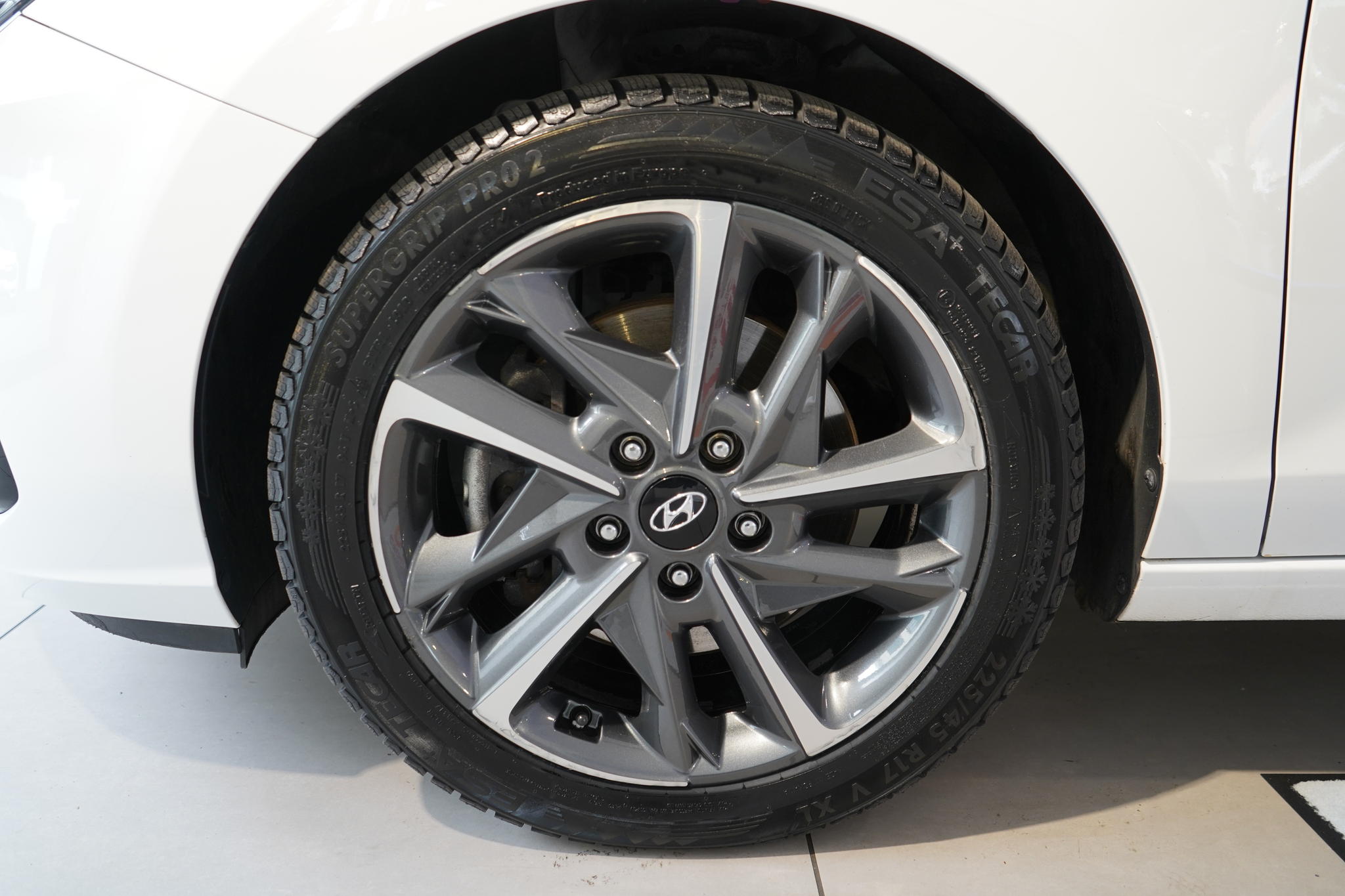 listing desktop thumbnail image 14