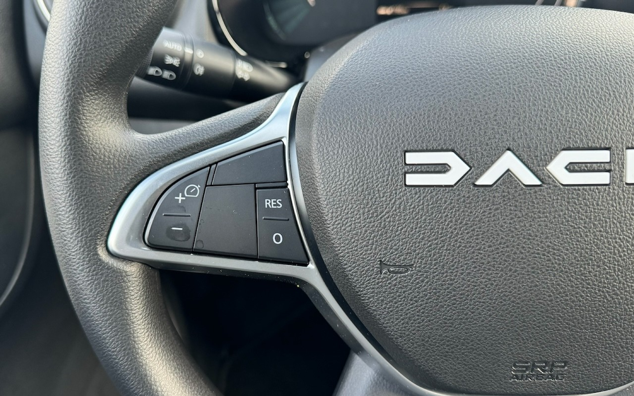 listing desktop thumbnail image 12