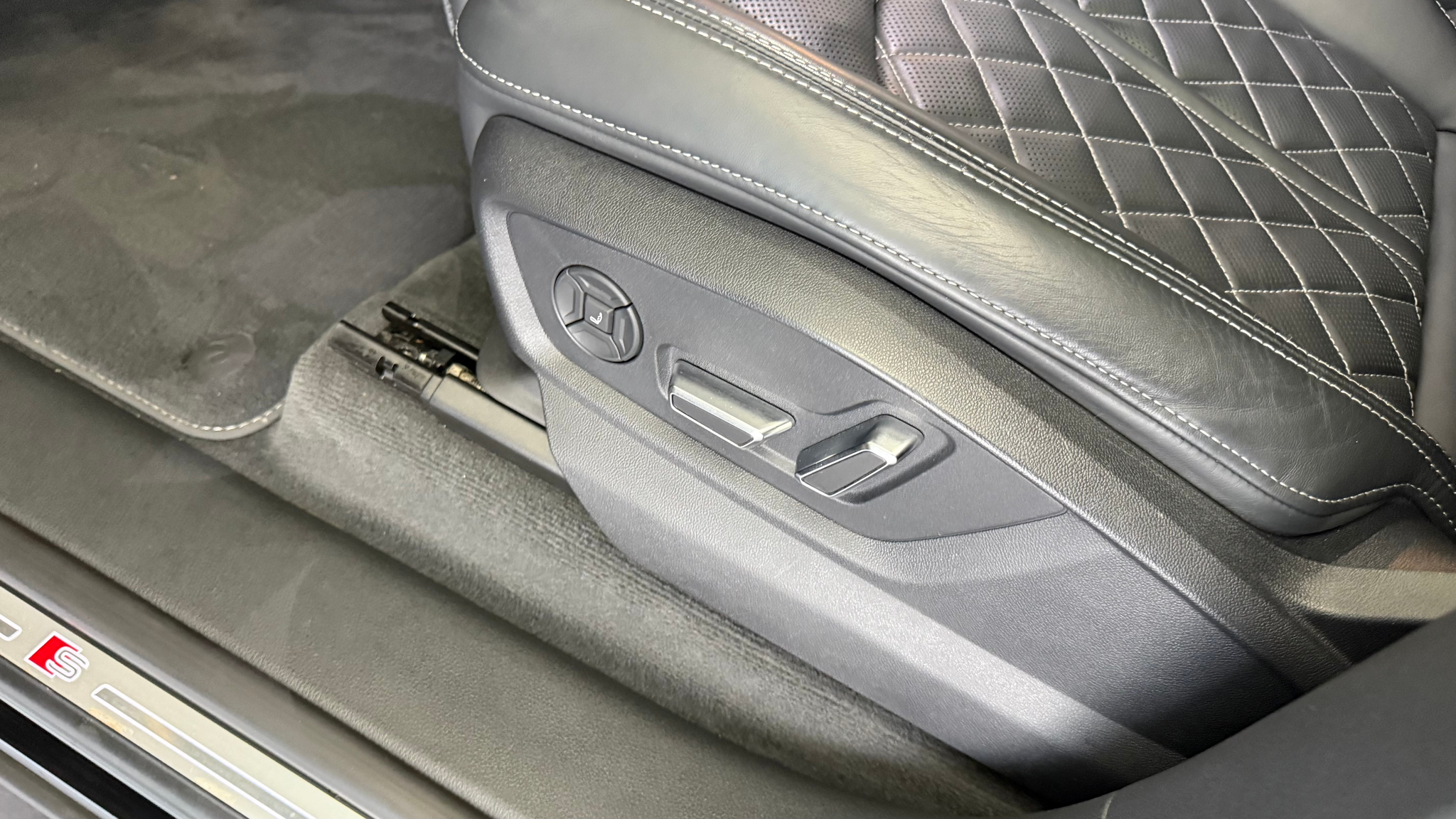 listing desktop thumbnail image 18