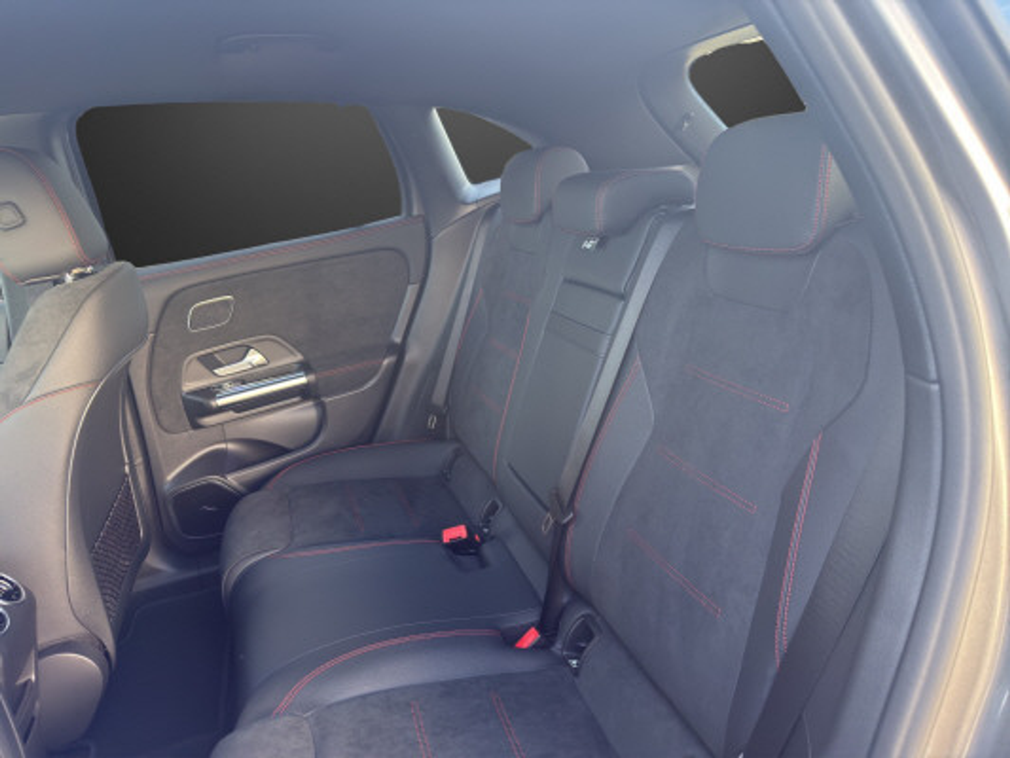 listing desktop thumbnail image 9