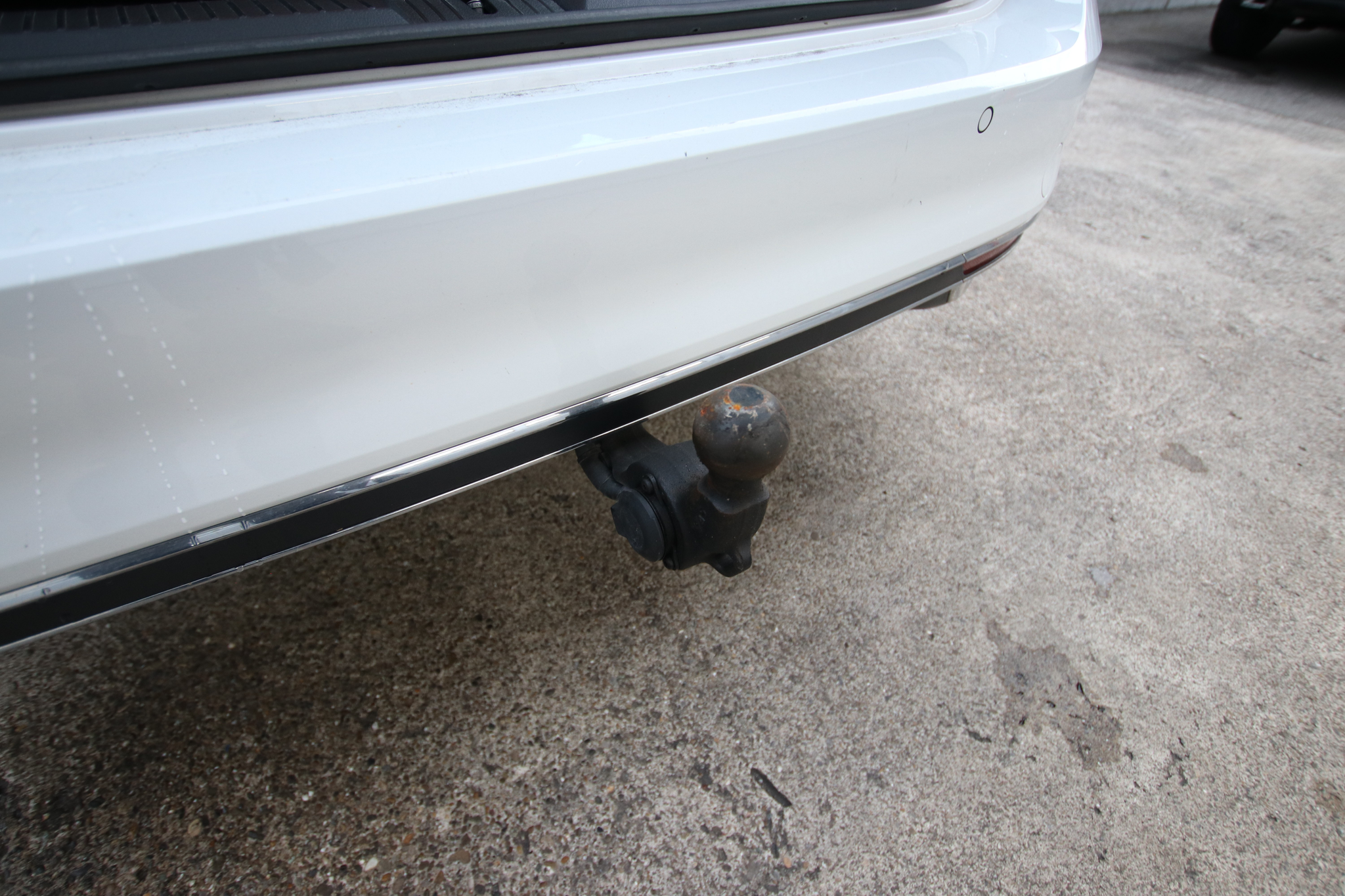 listing desktop thumbnail image 16