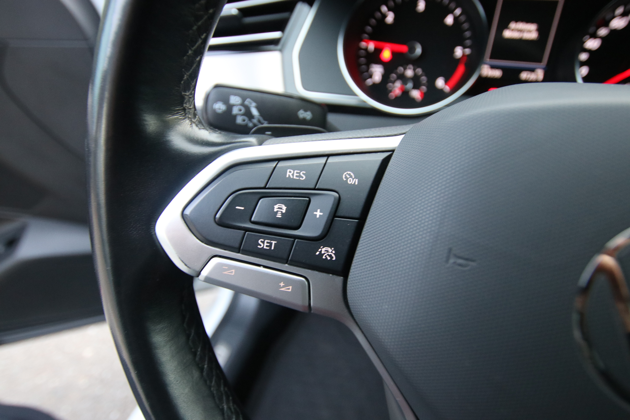 listing desktop thumbnail image 26