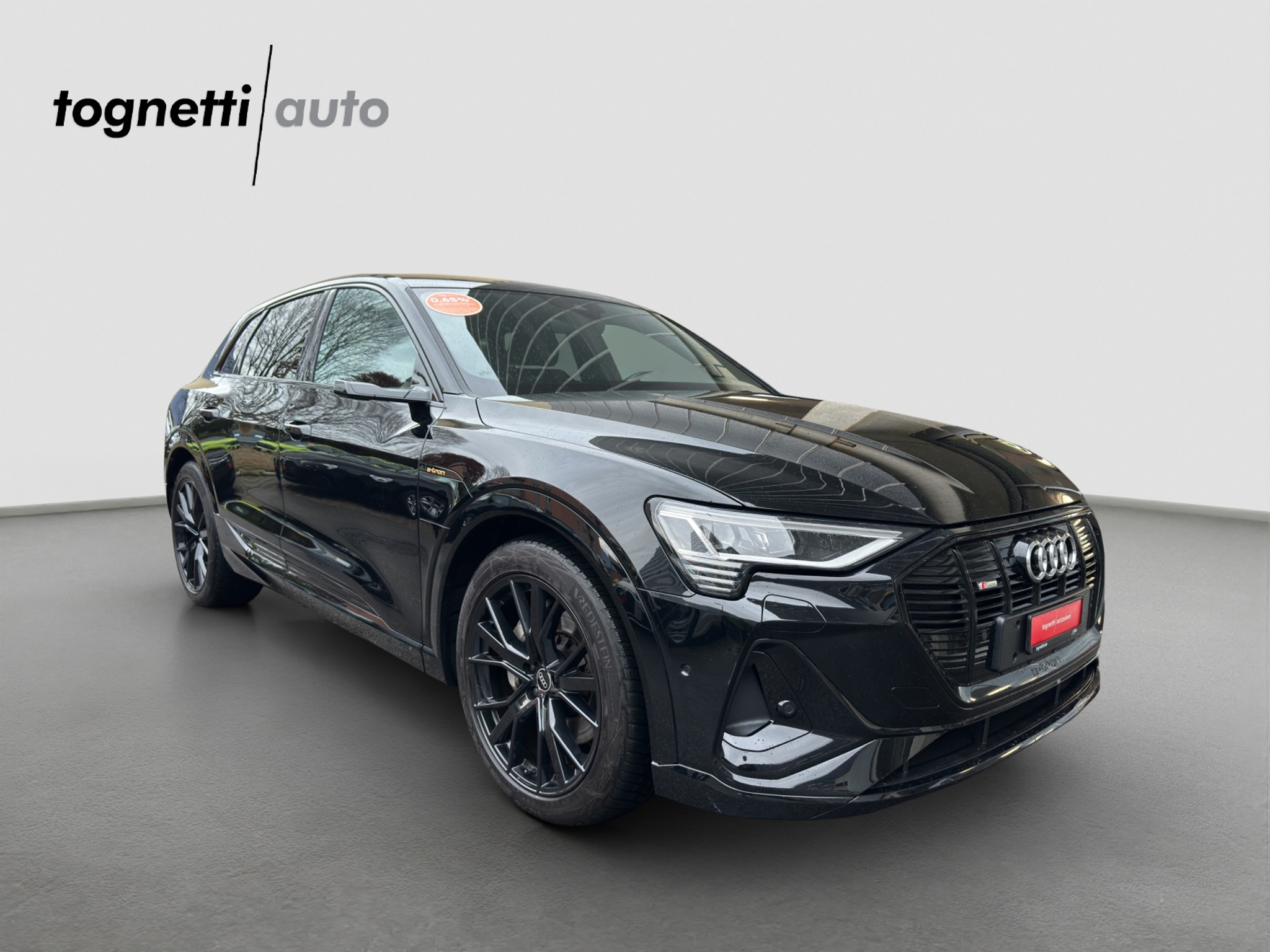 listing desktop thumbnail image 1