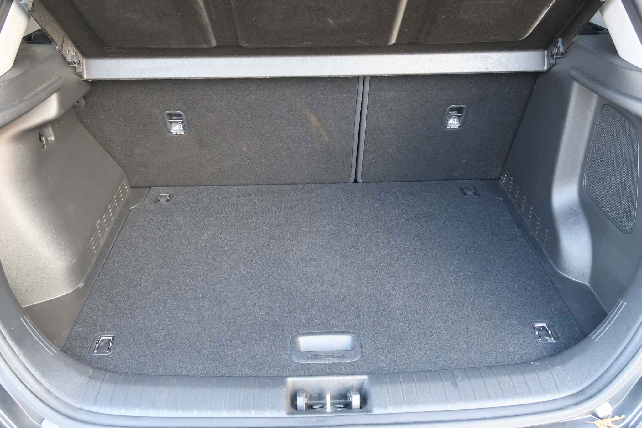 listing desktop thumbnail image 12