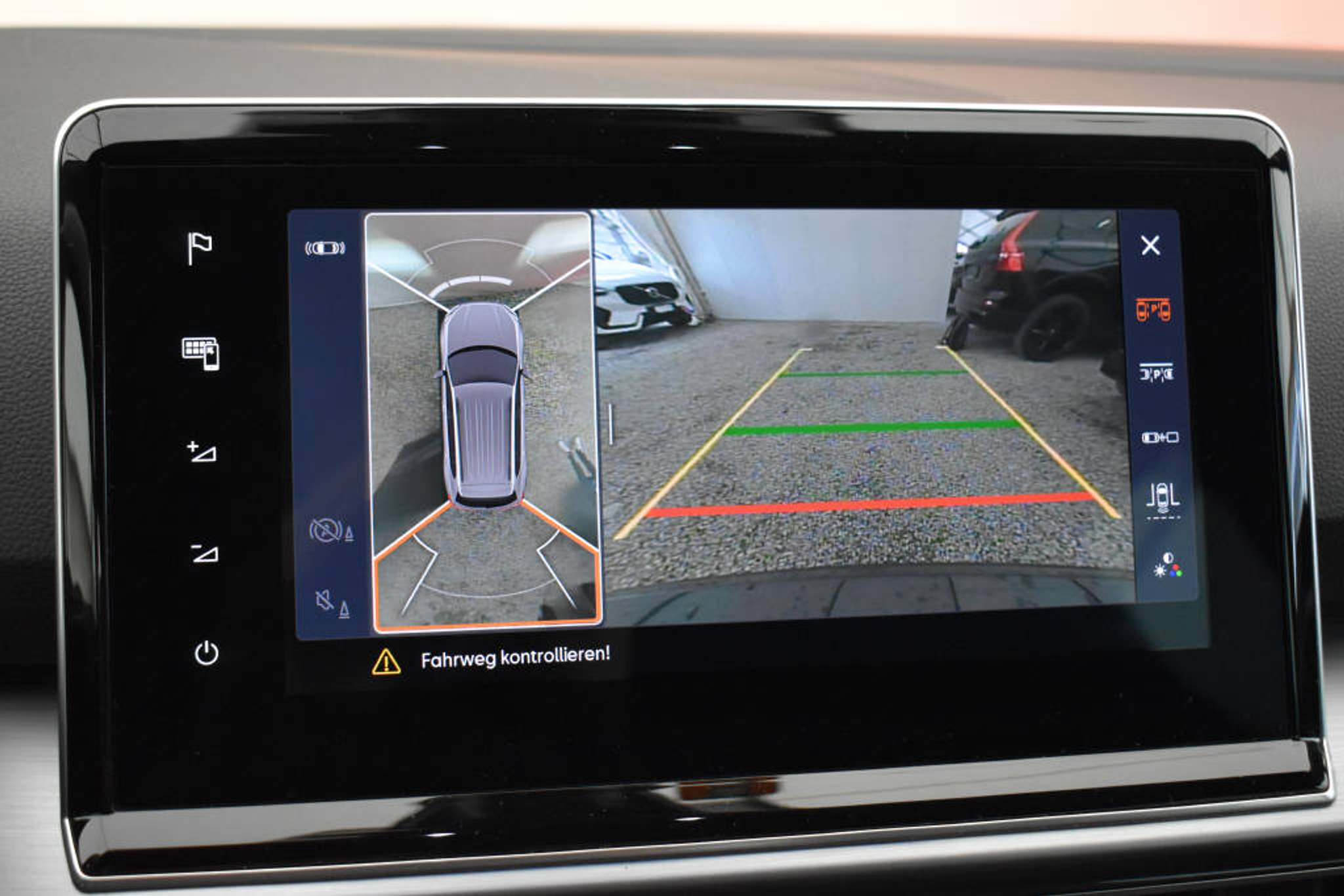 listing desktop thumbnail image 12