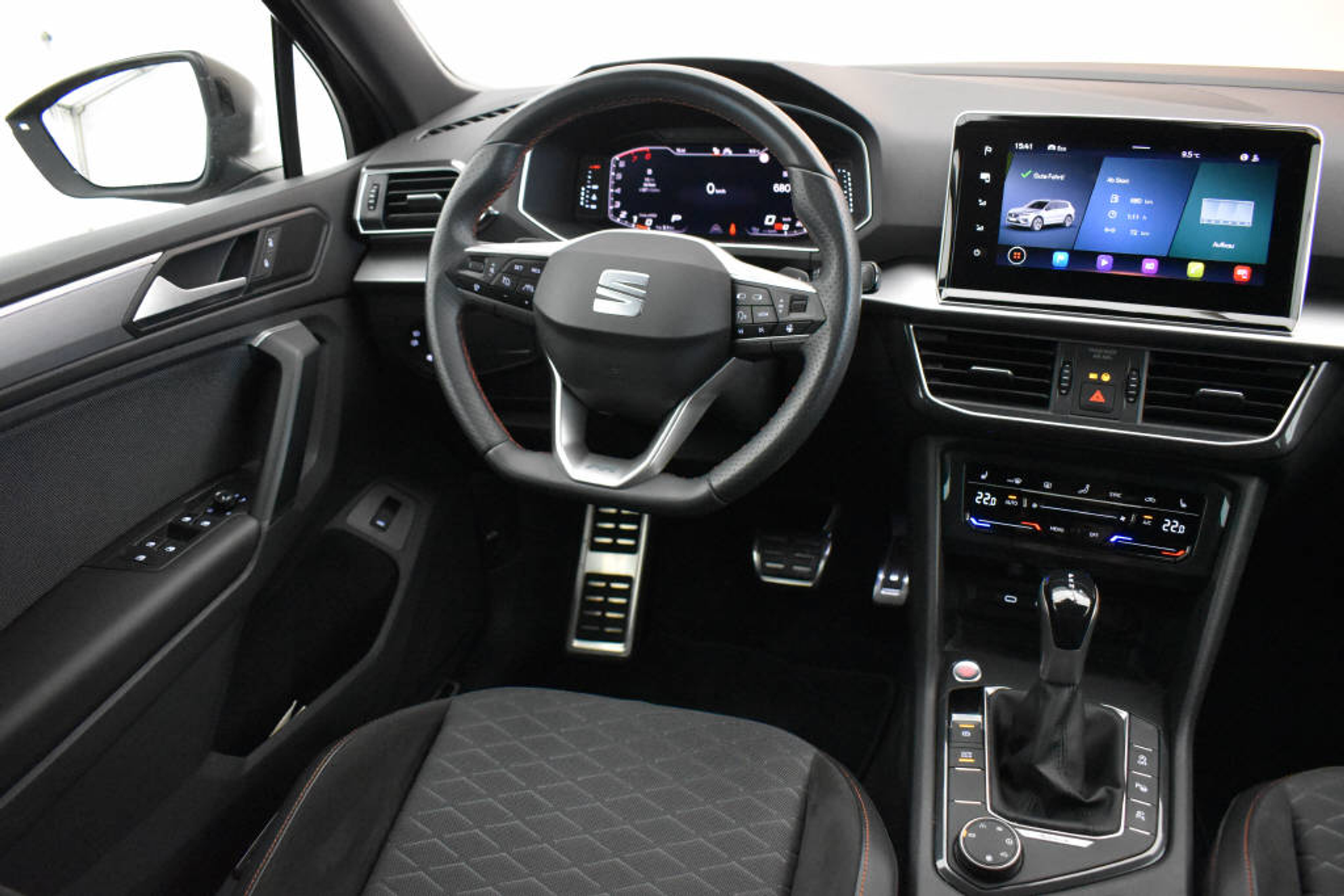 listing desktop thumbnail image 9