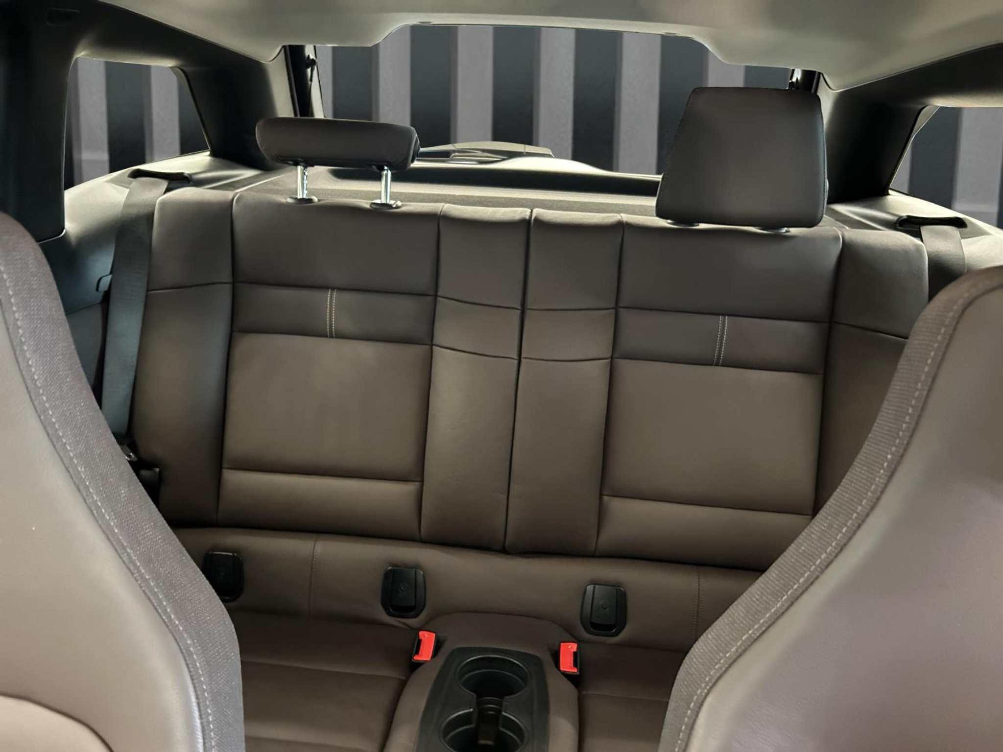 listing desktop thumbnail image 21