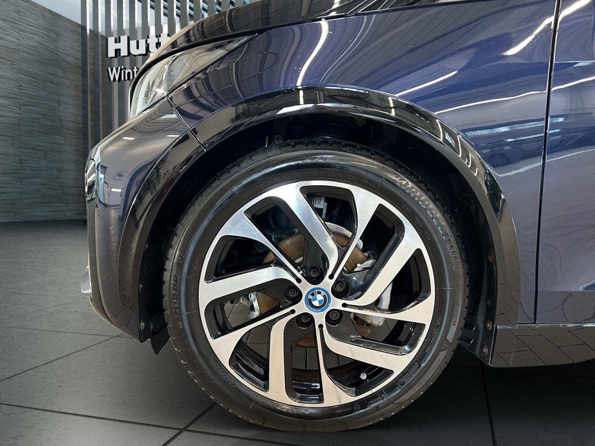 listing desktop thumbnail image 9