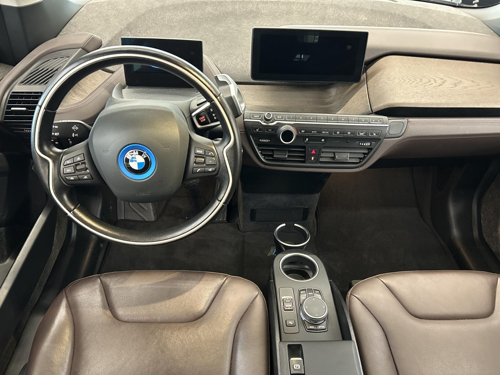 listing desktop thumbnail image 10