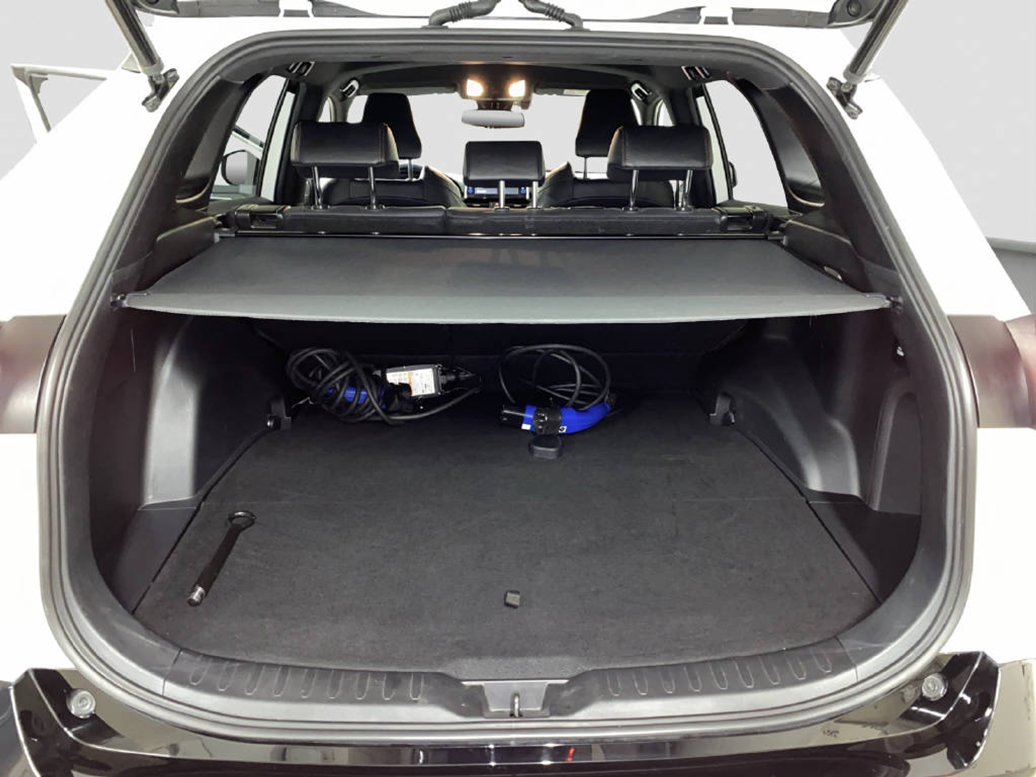 listing desktop thumbnail image 13