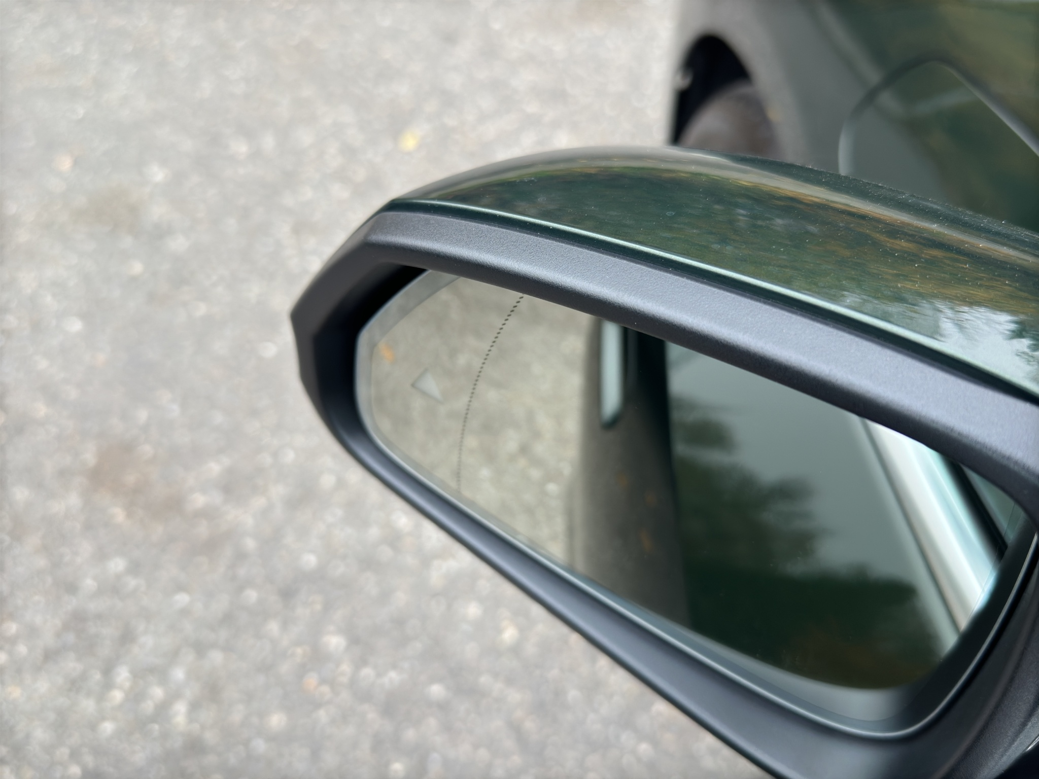 listing desktop thumbnail image 18