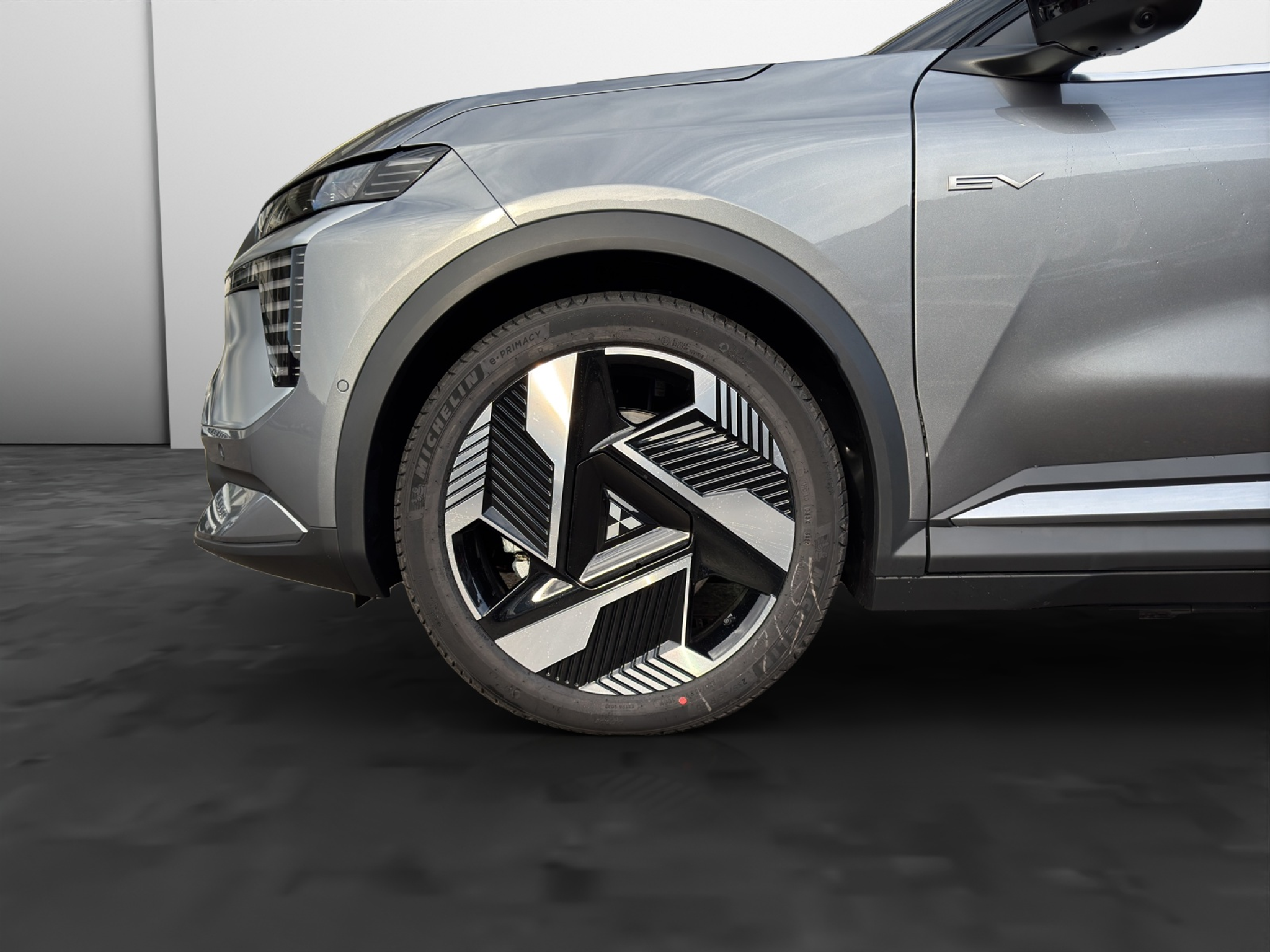 listing desktop thumbnail image 14