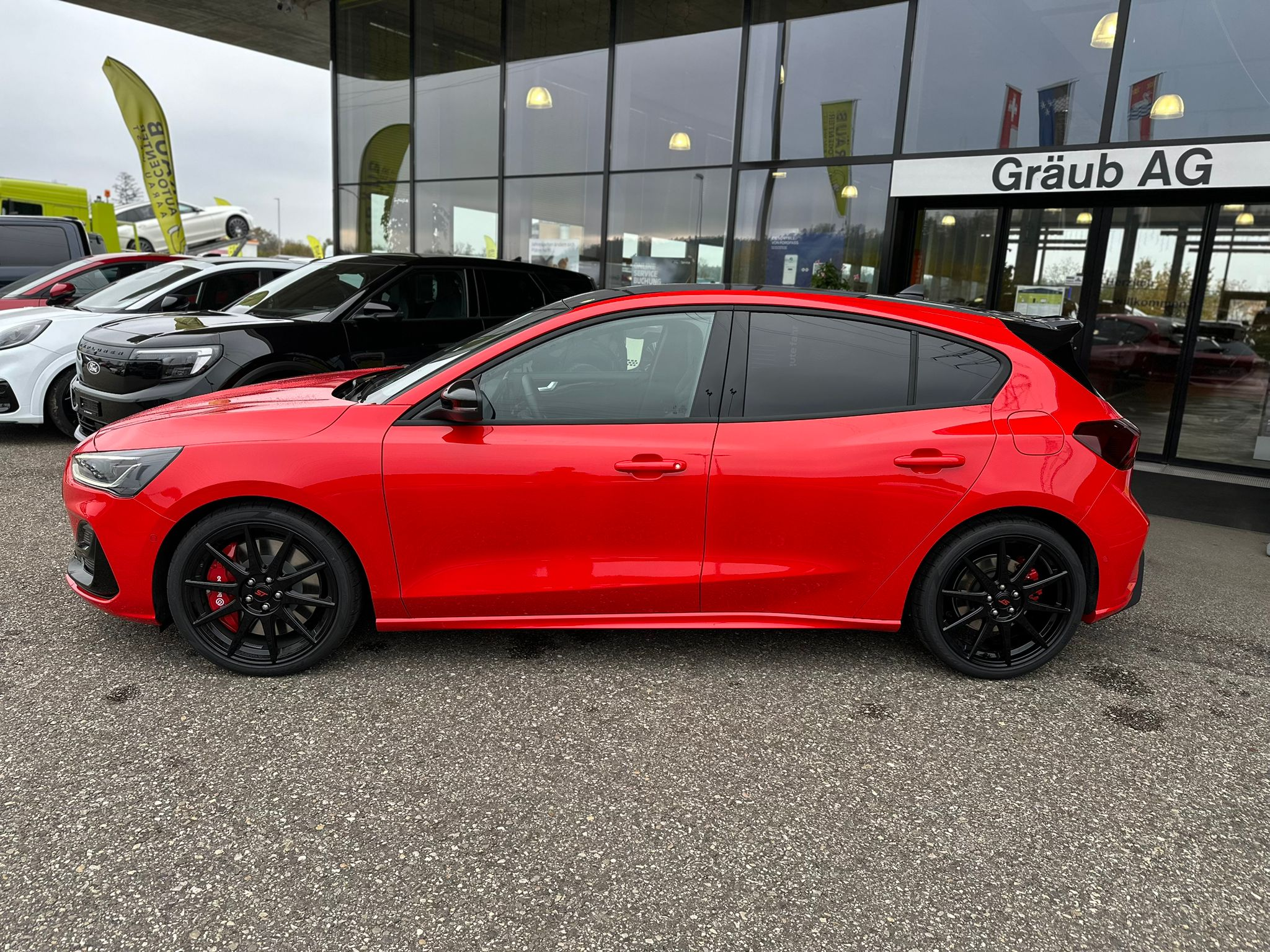 listing desktop thumbnail image 4