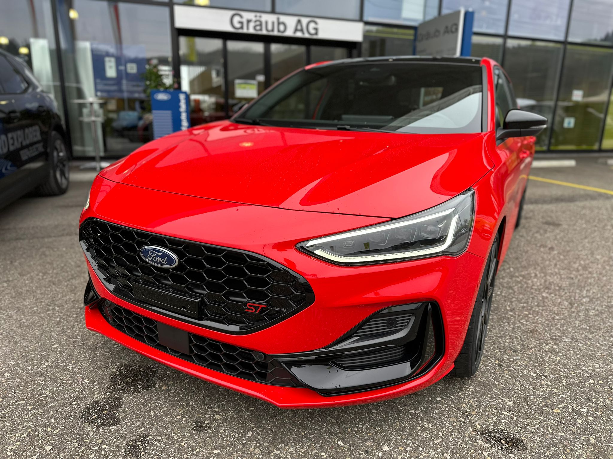 listing desktop thumbnail image 1