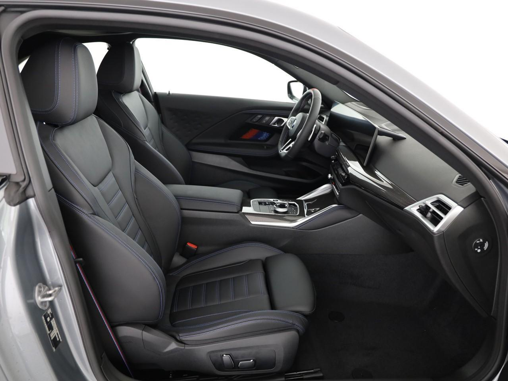 listing desktop thumbnail image 14