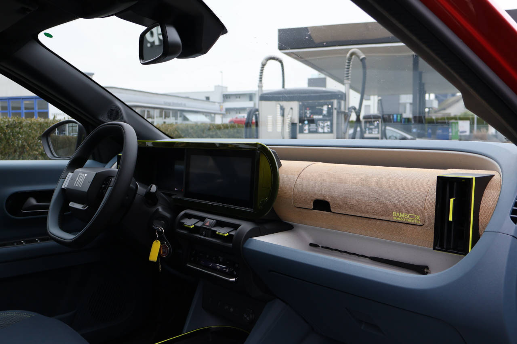 listing desktop thumbnail image 12