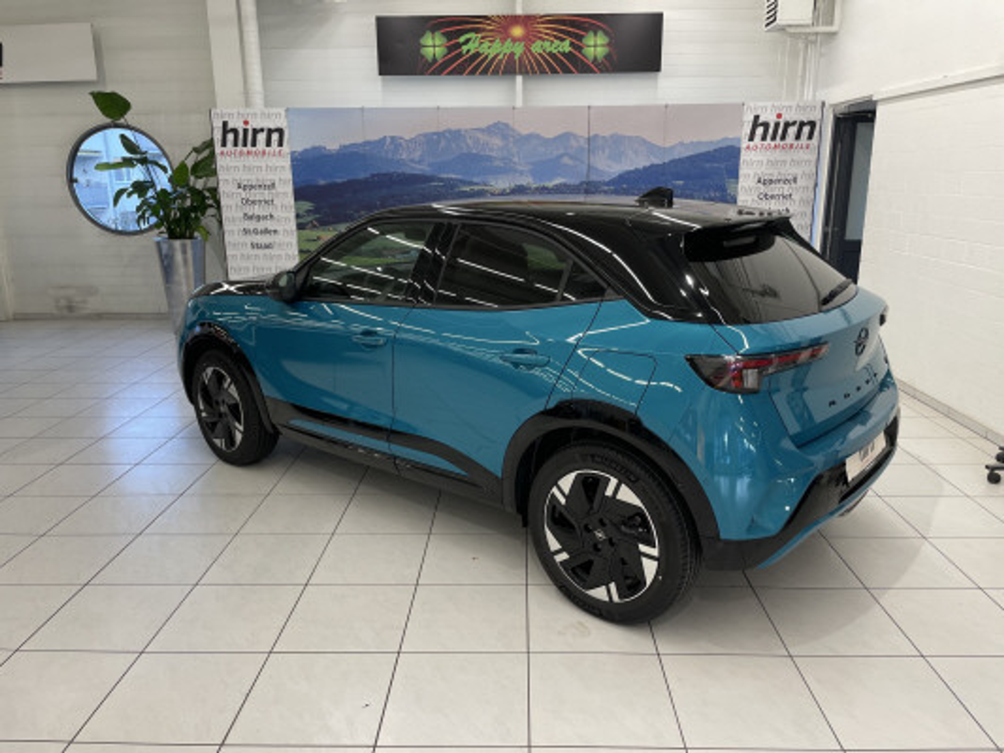 listing desktop thumbnail image 2