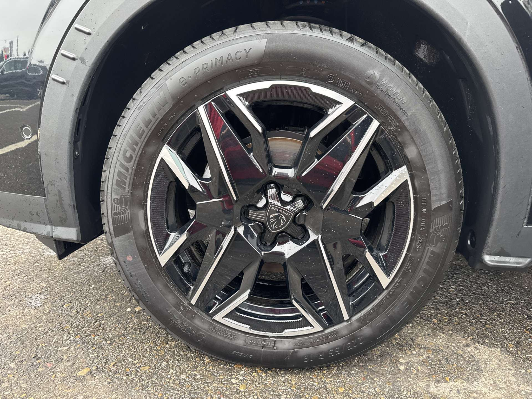 listing desktop thumbnail image 8