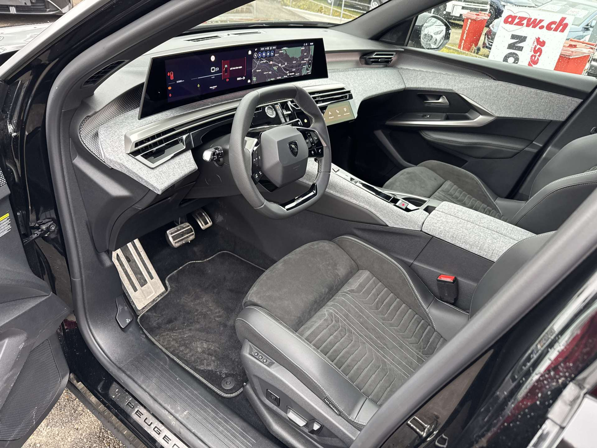 listing desktop thumbnail image 5