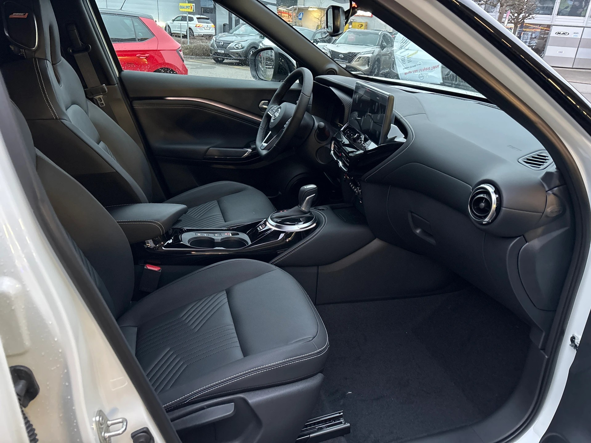 listing desktop thumbnail image 14