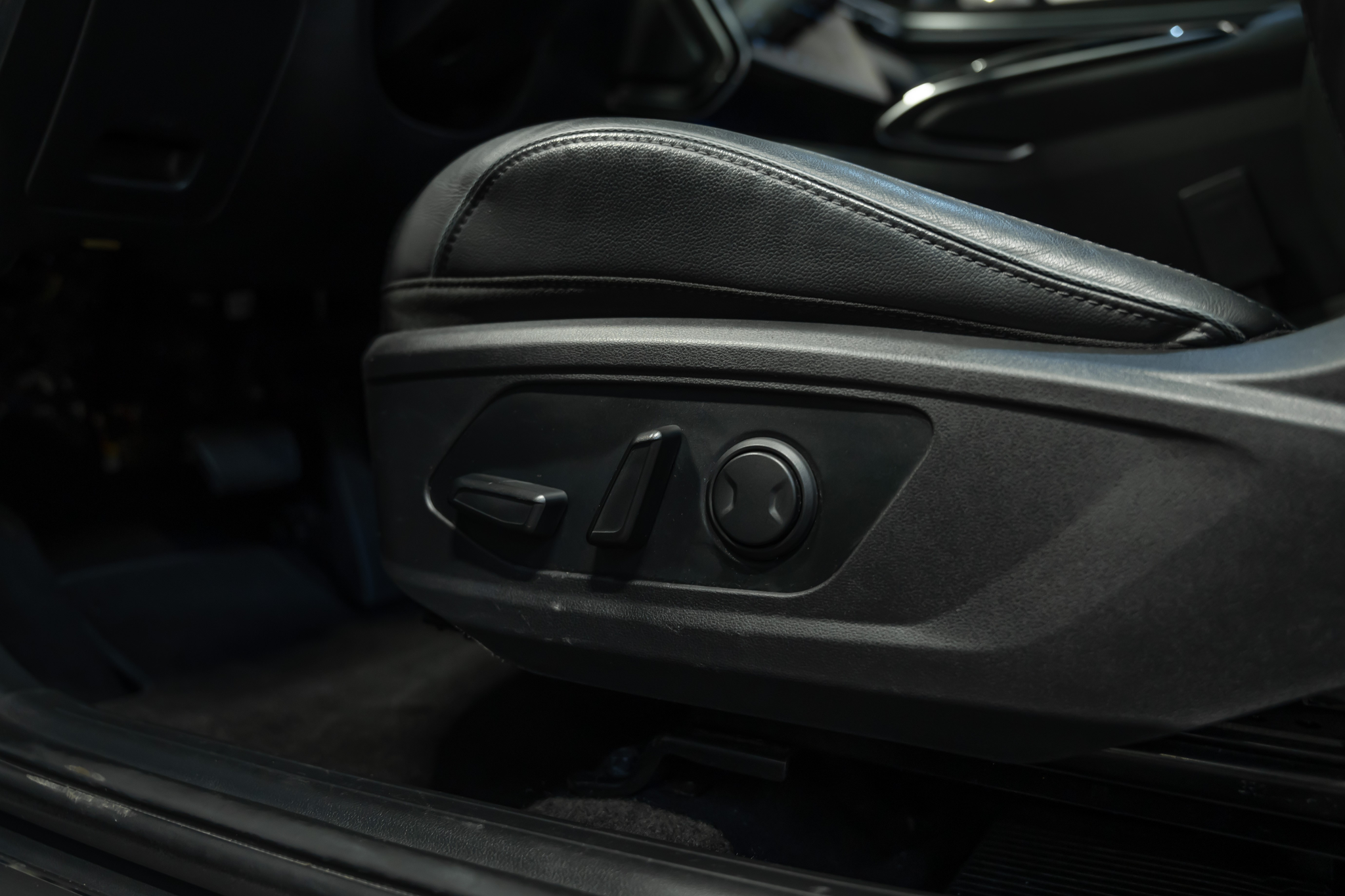 listing desktop thumbnail image 12