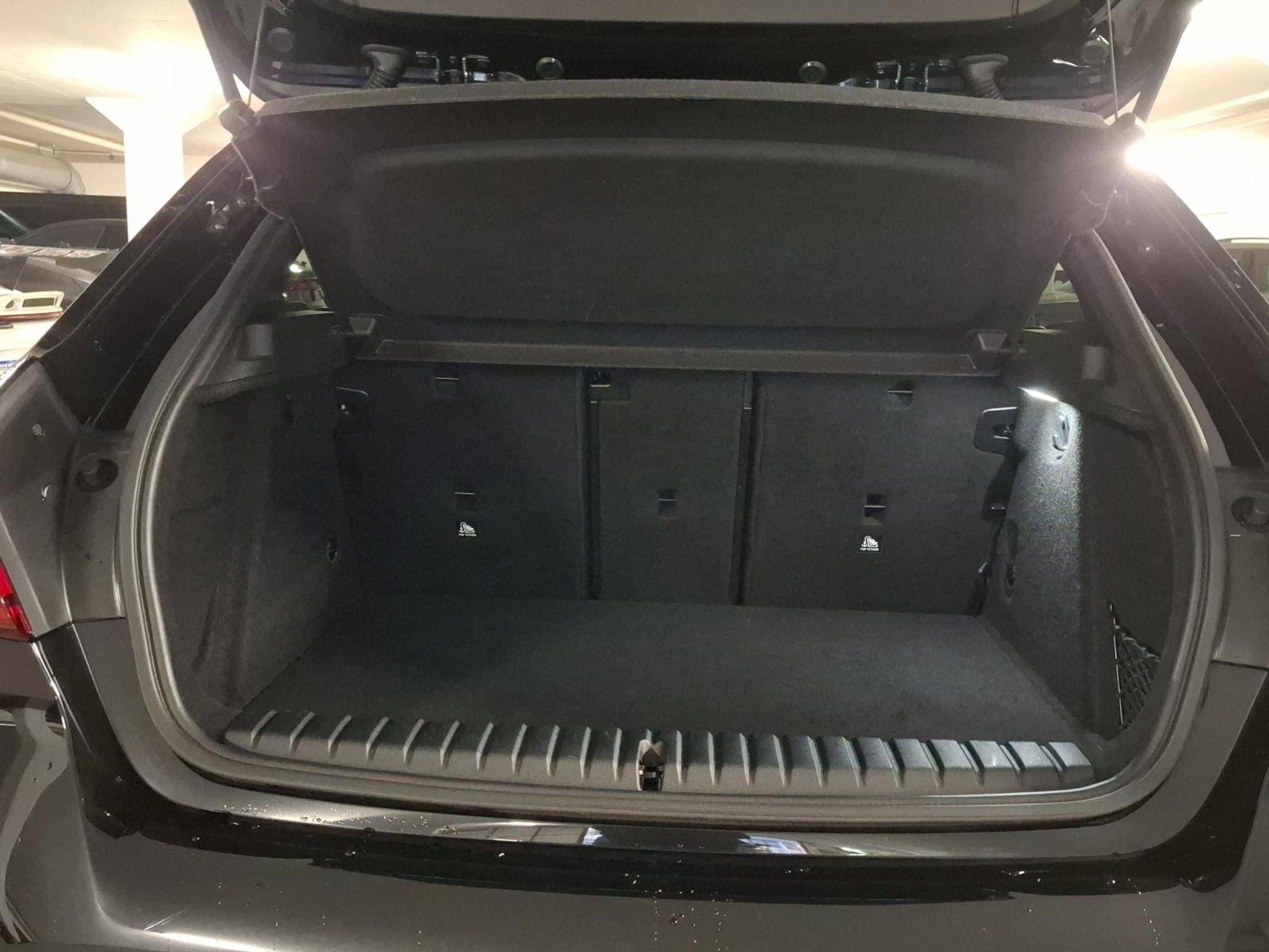 listing desktop thumbnail image 14